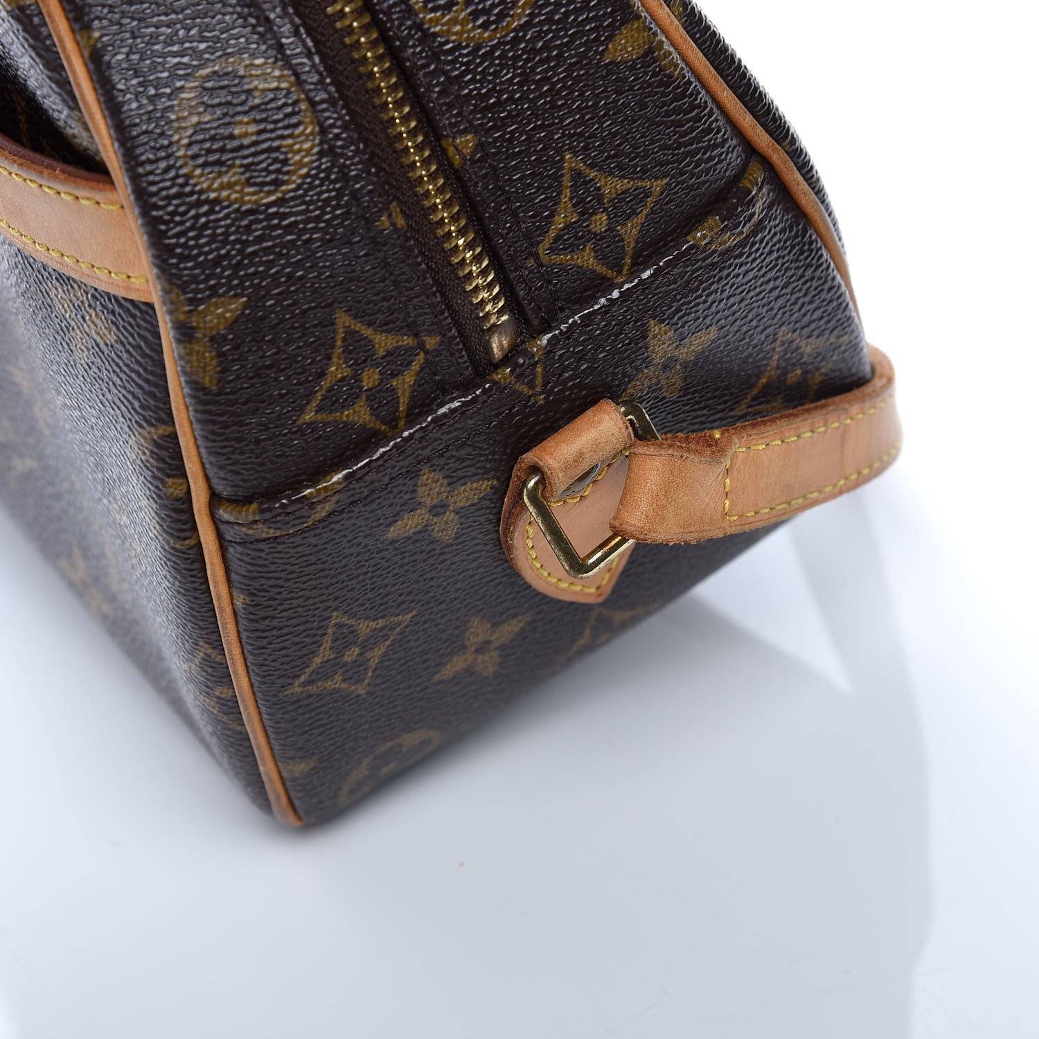 Louis Vuitton Monogram Blois 21 of 21