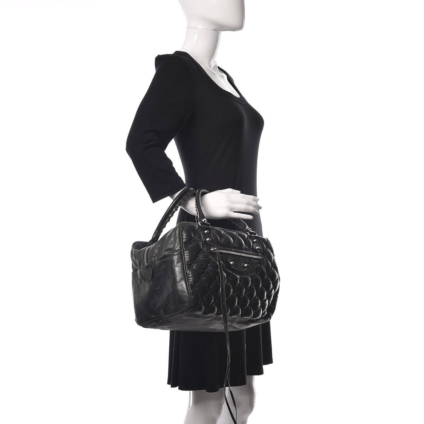 Chevre Quilted Matelasse Black