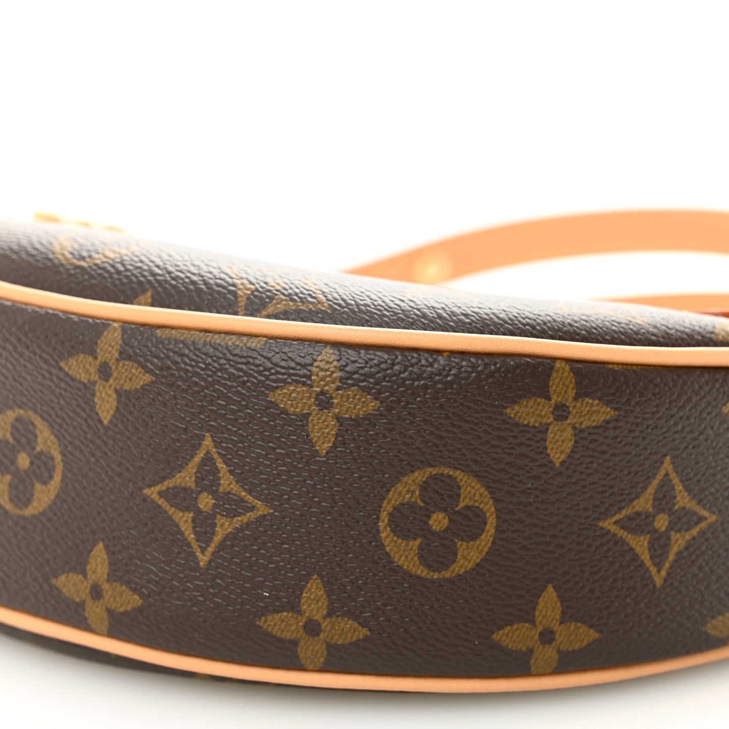 Monogram Loop