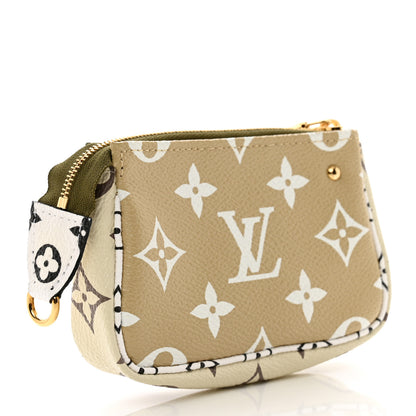 Louis Vuitton Monogram Giant Micro Pochette Accessories Kaki White 3 of 7