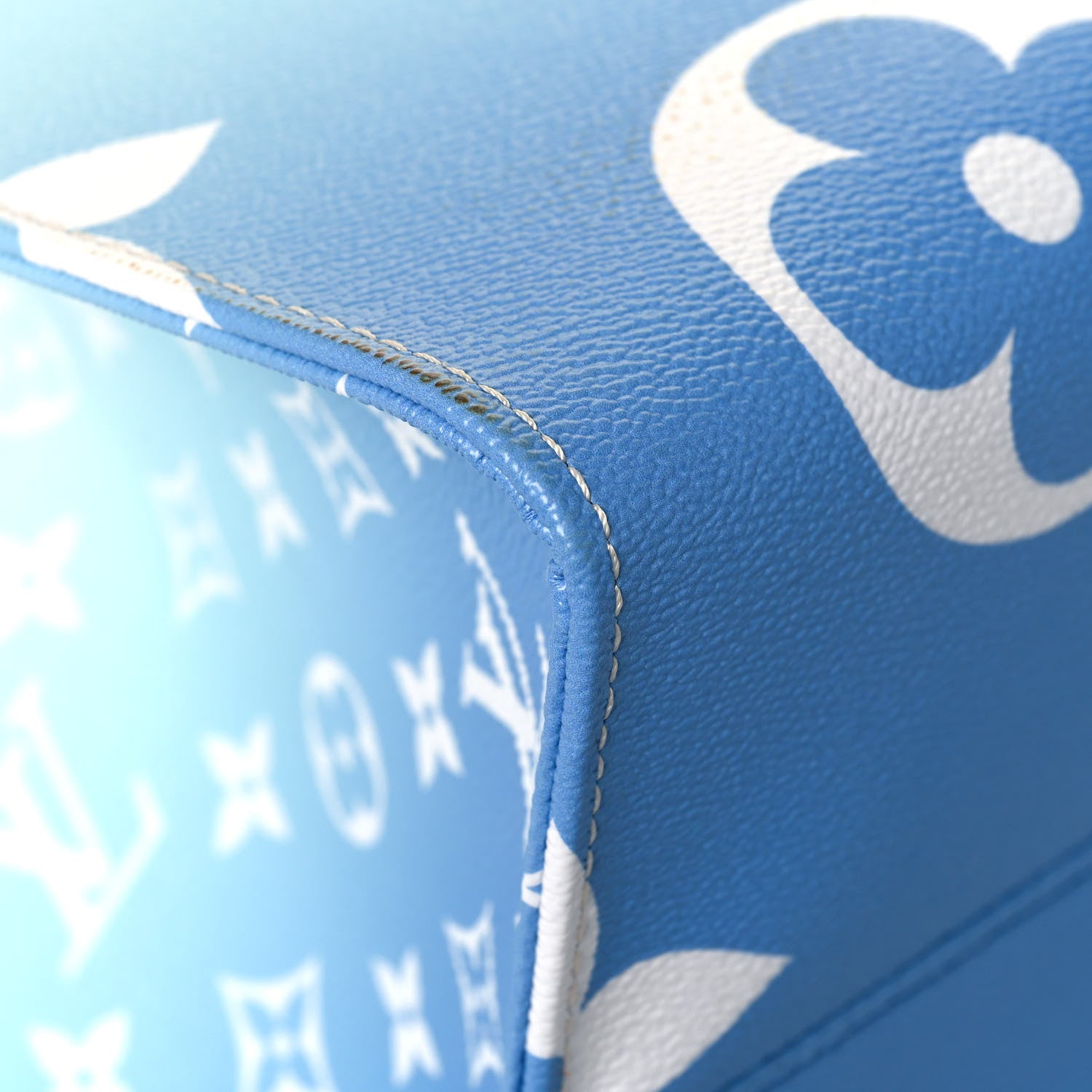 Louis Vuitton Monogram Giant By The Pool Onthego GM Blue 8 of 11