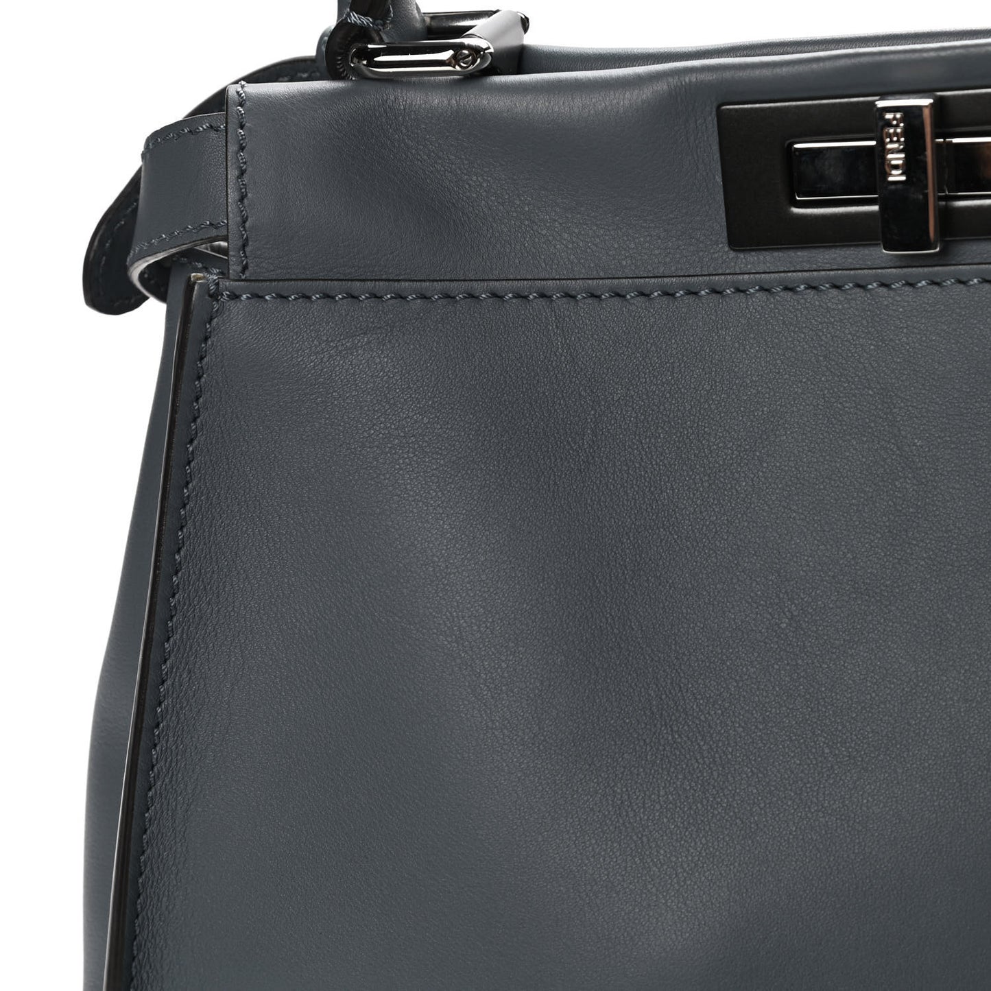 Vitello Seta Shiny Nappa Medium Peekaboo Iconic Satchel Tempesta Grigio Perla