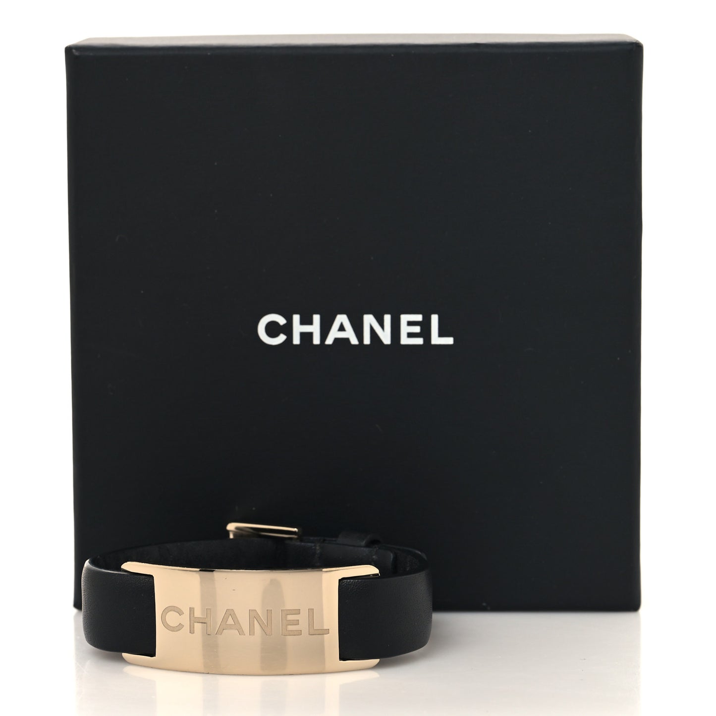 Calfskin Logo Buckle Bracelet S Black
