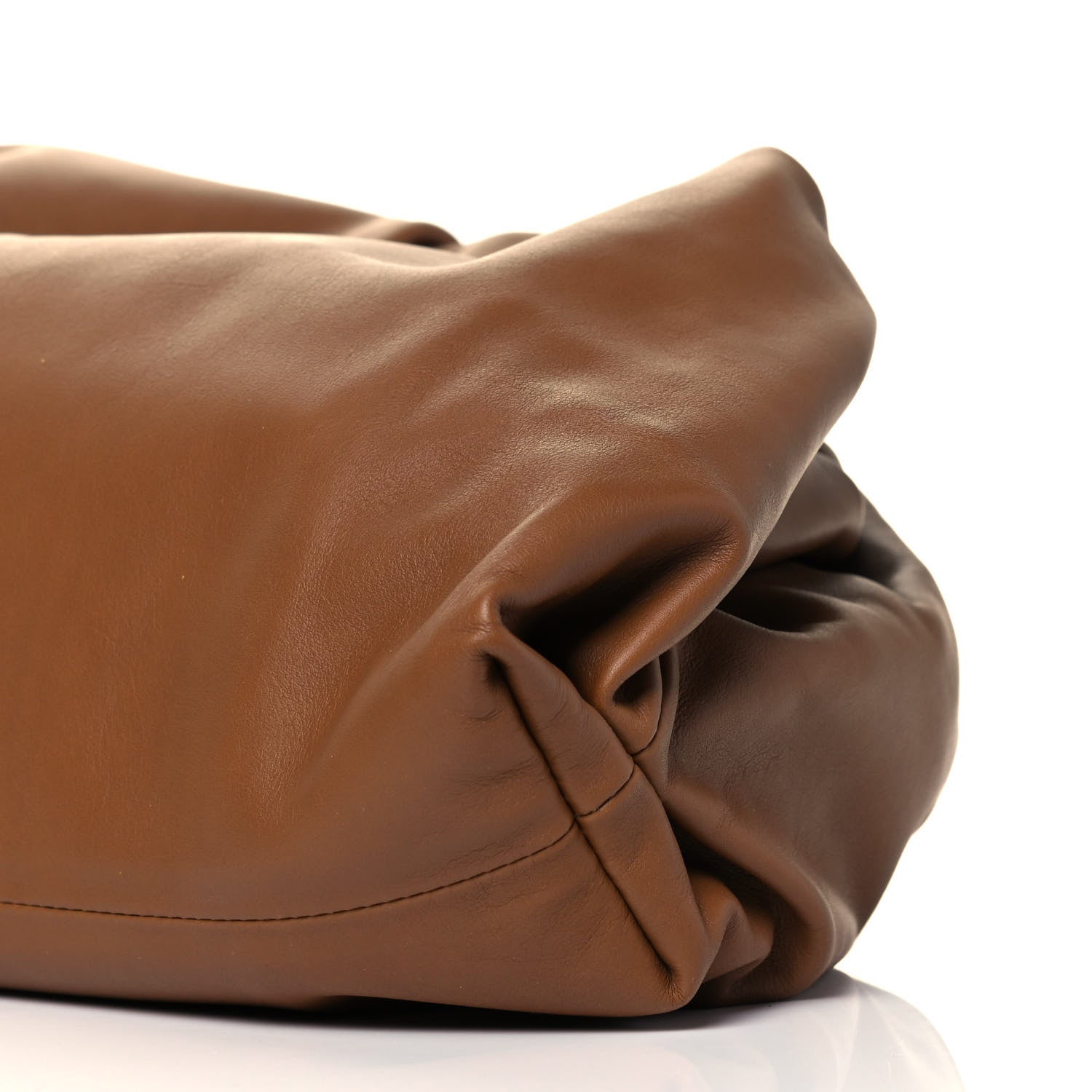 Bottega Veneta Smooth Butter Calf The Pouch Oversized Clutch Cammello 10 of 10