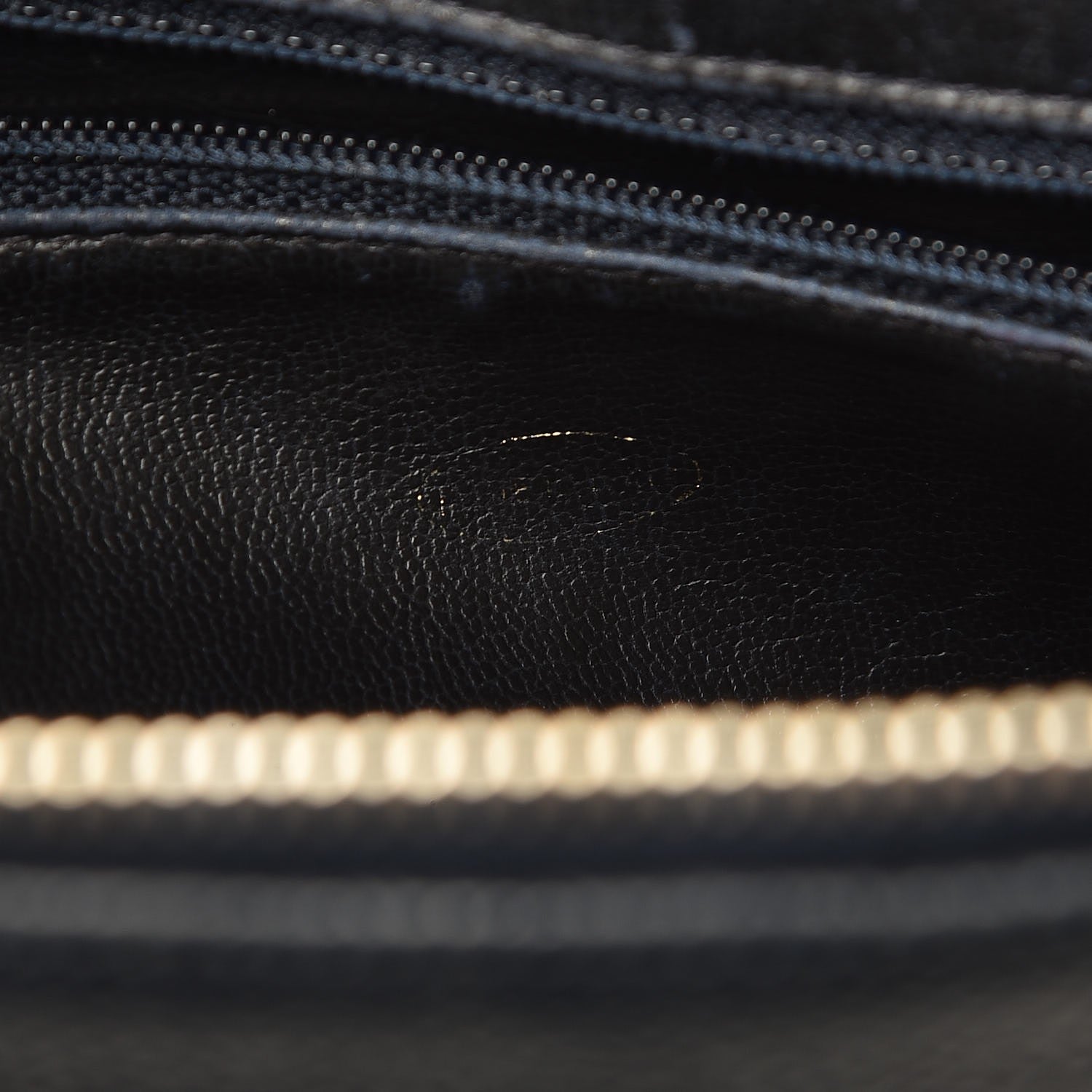 Chanel Caviar CC Shoulder Bag Navy Blue 6 of 11