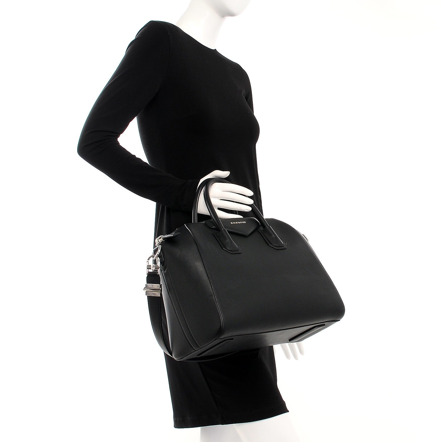 Givenchy Sugar Goatskin Medium Antigona Black 2 of 9