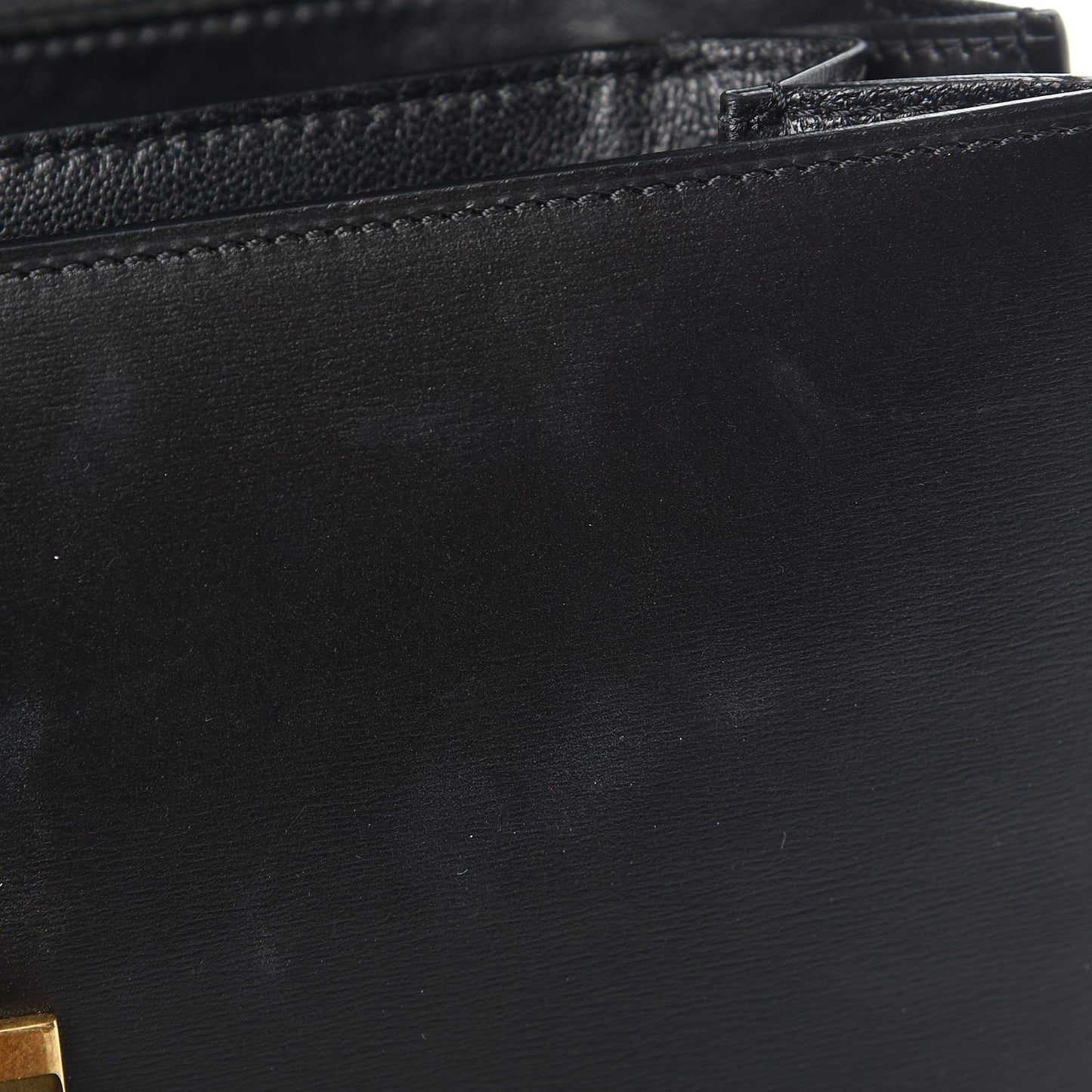 Box Calfskin Medium Classic Box Flap Bag Black