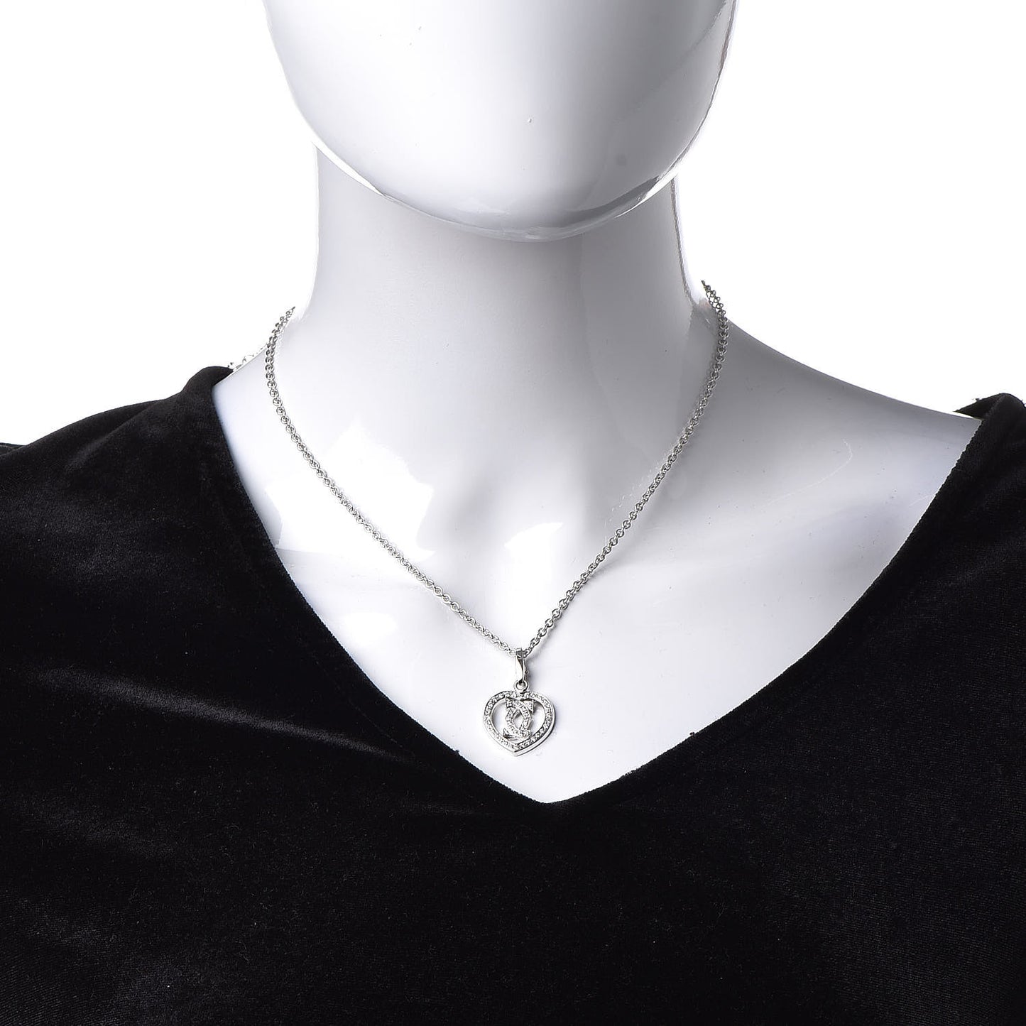 18K White Gold Diamond Heart Double C Pendant Necklace