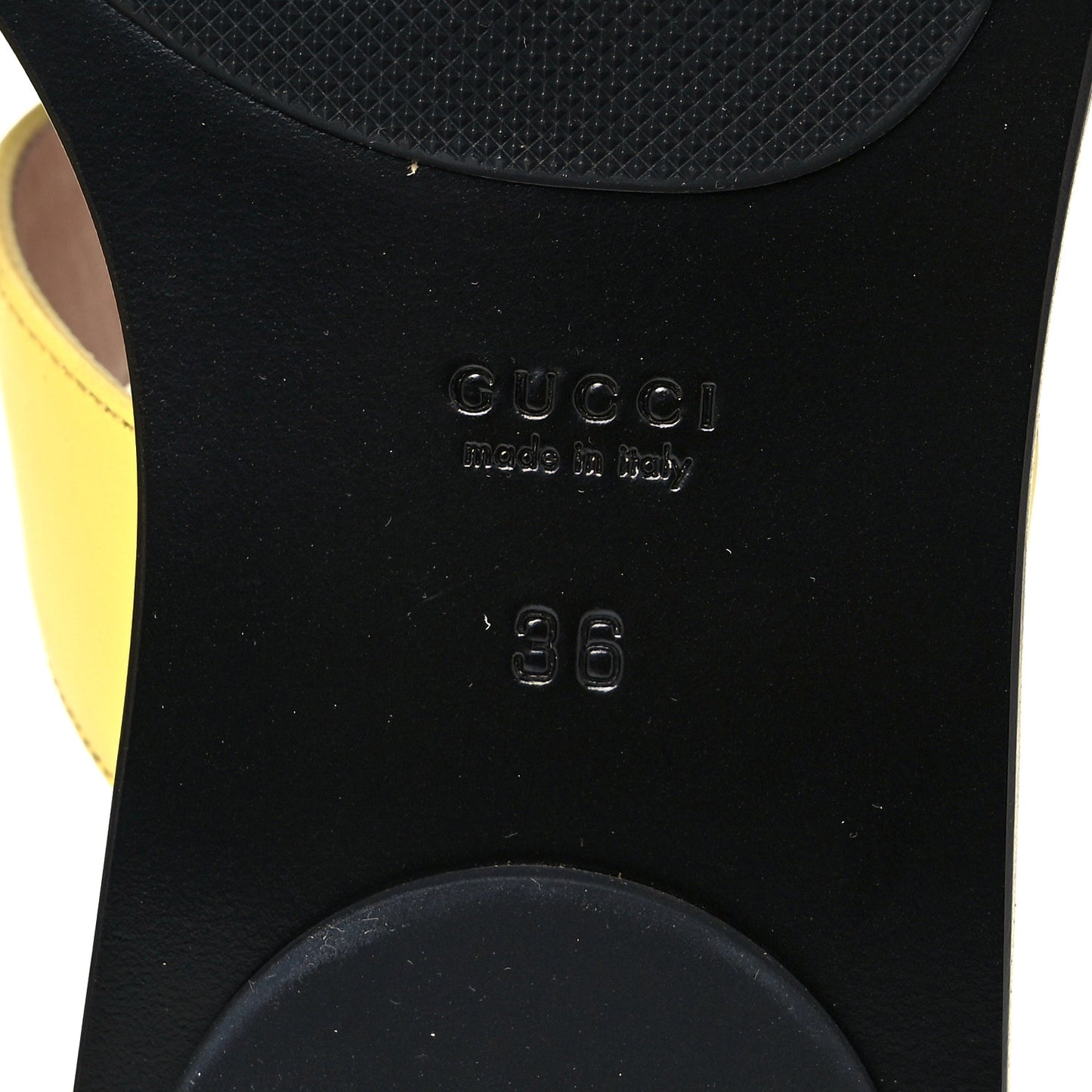 Calfskin GG Marmont Thong Sandals 36 Banana