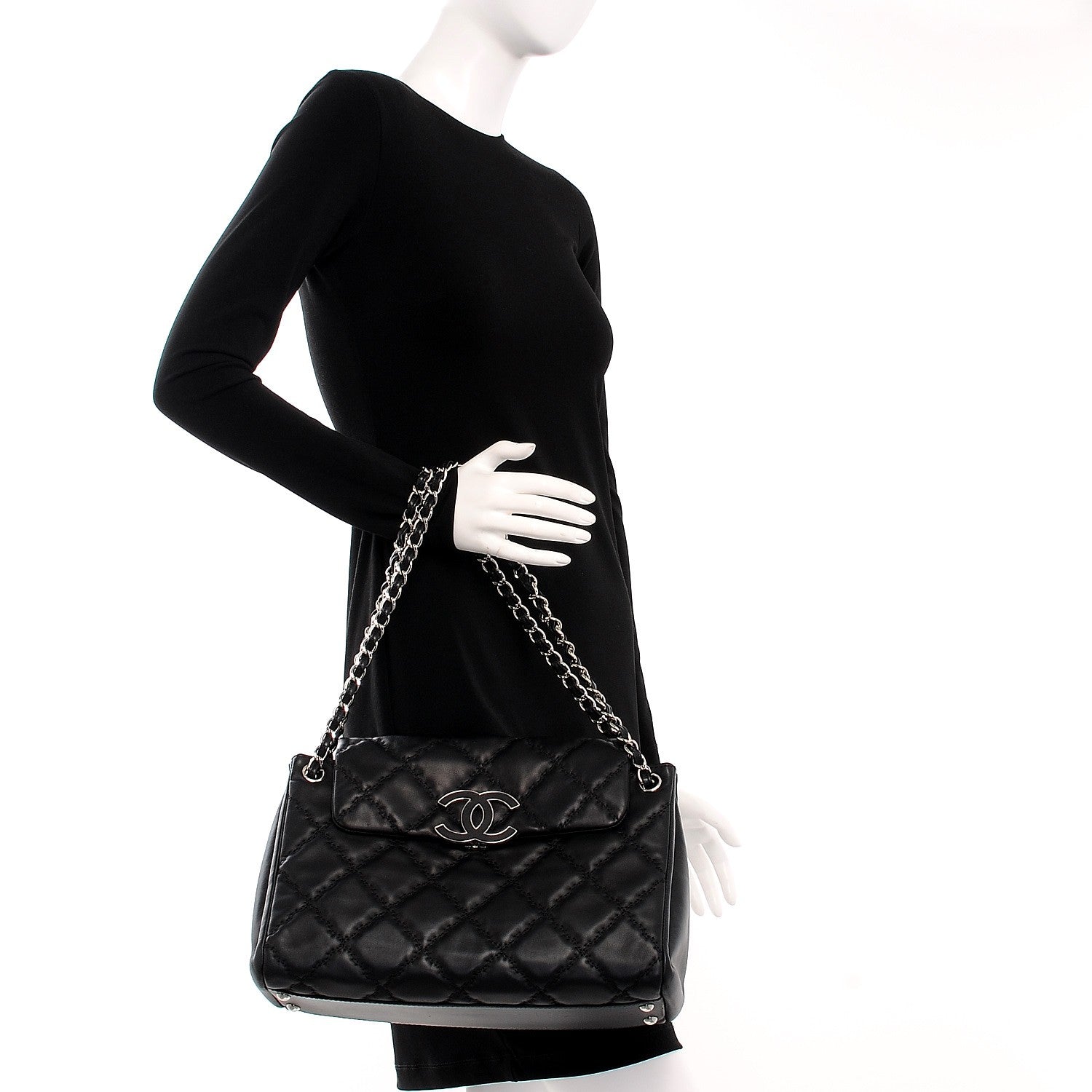 Chanel Calfskin Double Stitch Large Hamptons Flap Bag Black 2 of 9