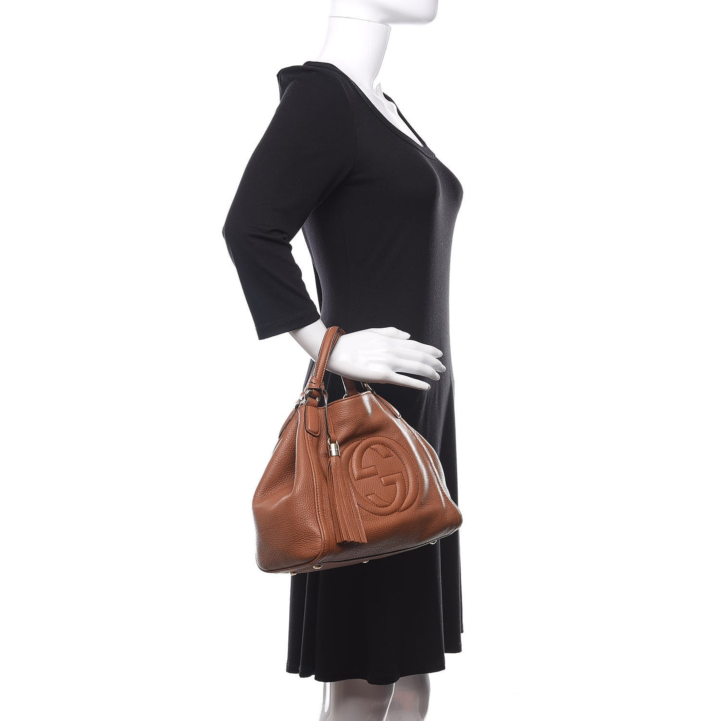 Pebbled Calfskin Small Soho Shoulder Bag Dusty Blush