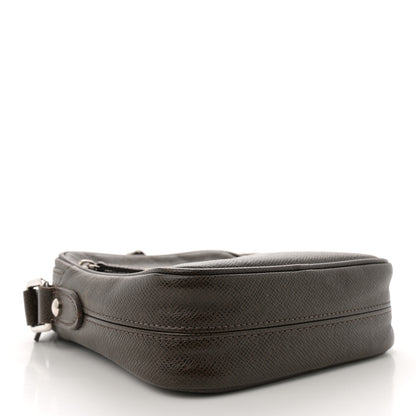 Louis Vuitton Taiga Dimitri Grizzli 4 of 13