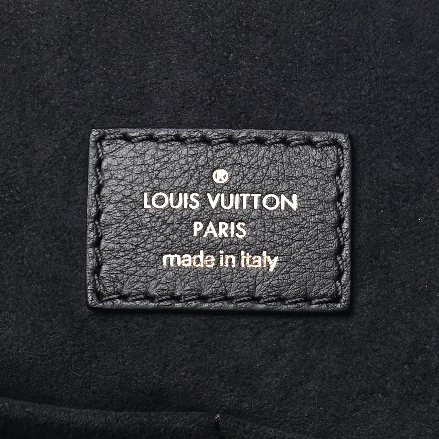 Louis Vuitton Reverse Monogram Triangle Softy 6 of 9