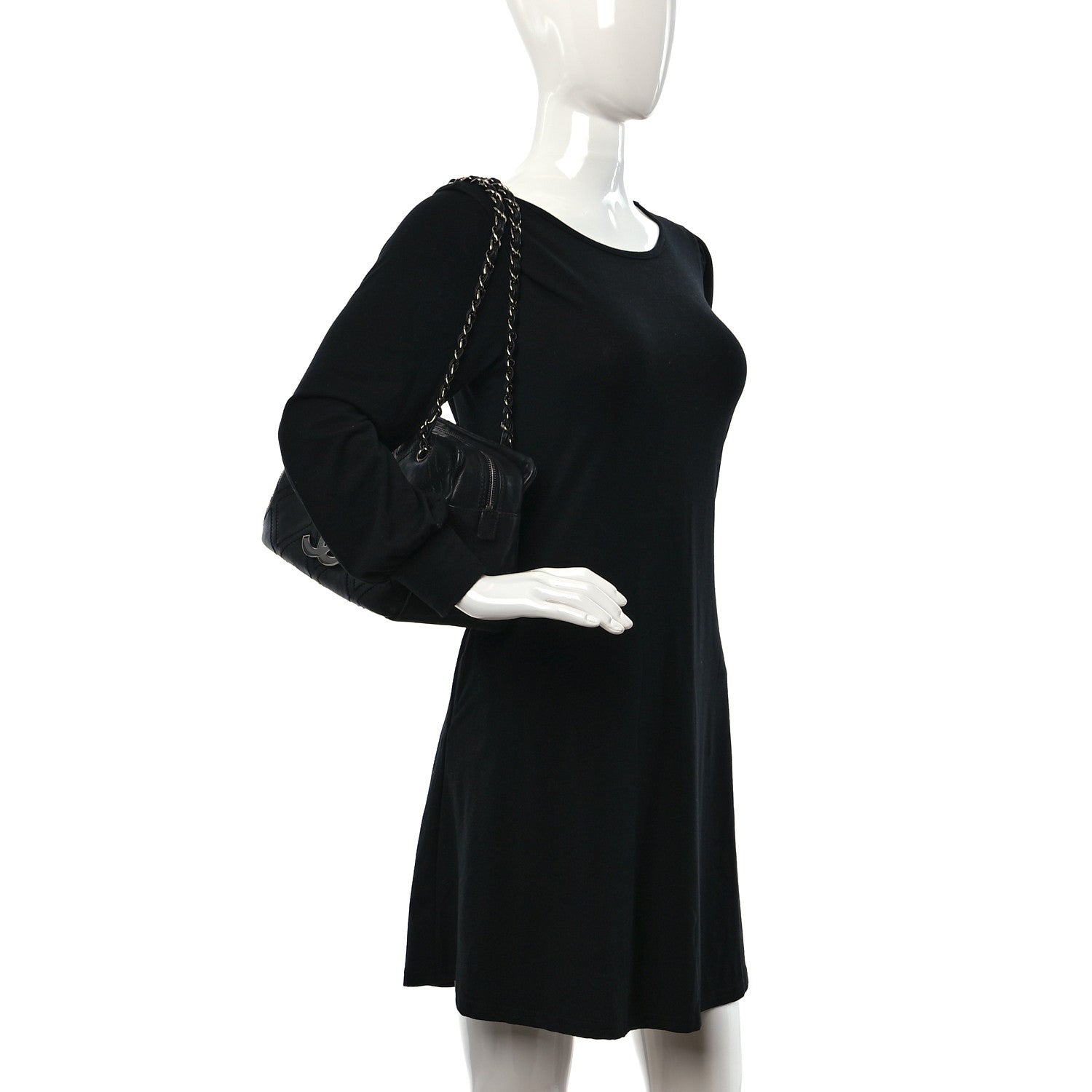 Chanel Calfskin Small Diamond Stitch Tote Black 2 of 9