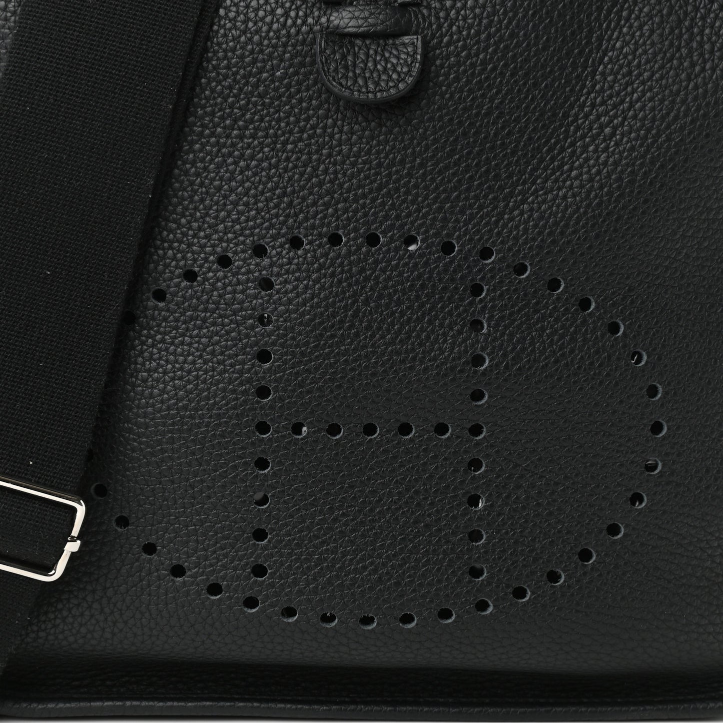 Taurillon Clemence Evelyne III PM Black