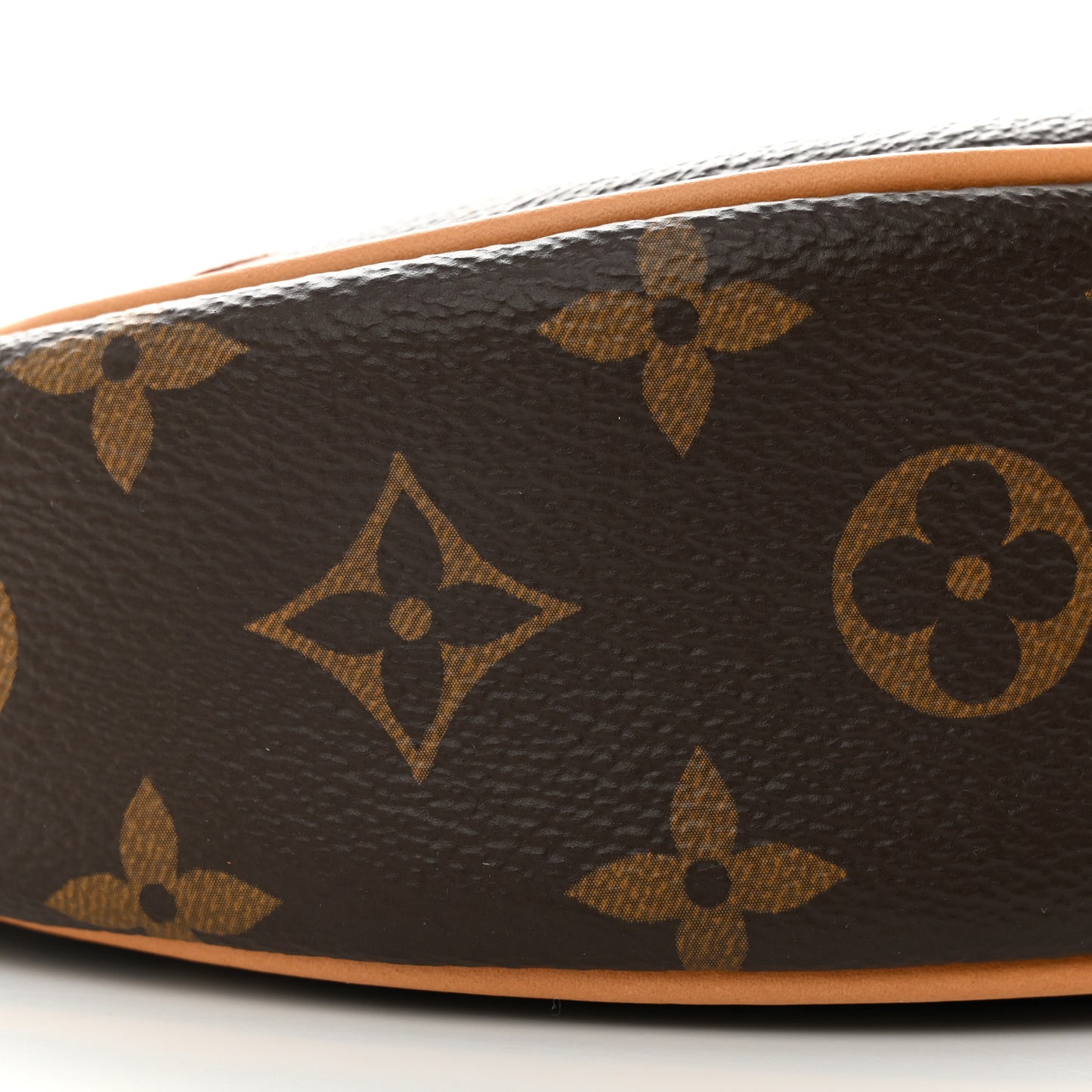 Monogram Loop