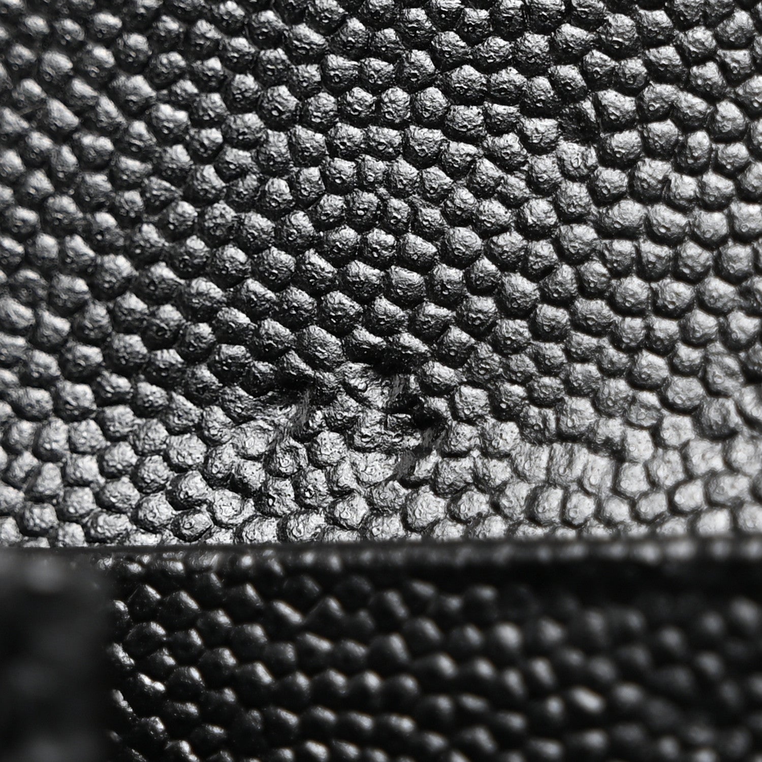 Saint Laurent Grain De Poudre Matelasse Chevron Monogram Flap Wallet Black 8 of 9