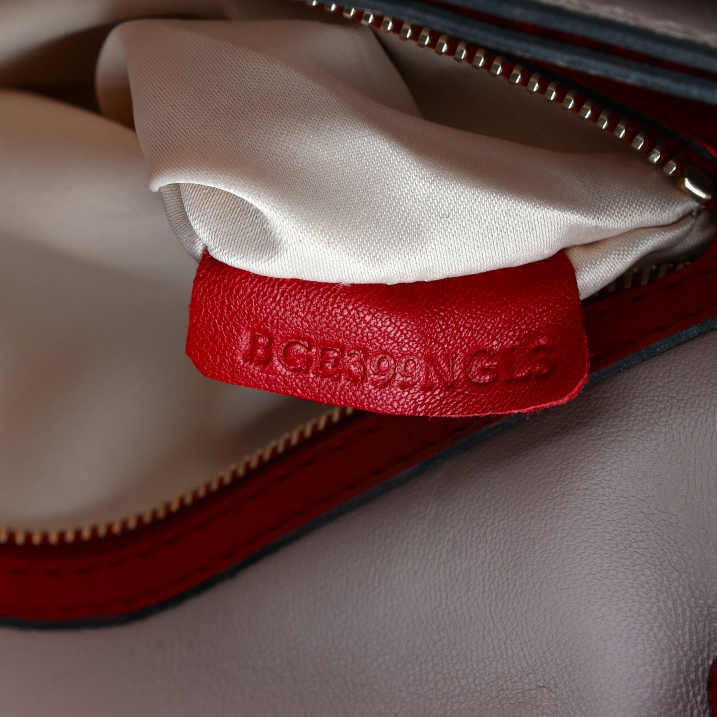 Nappa Rockstud Wristlet Clutch Rosso Valentino