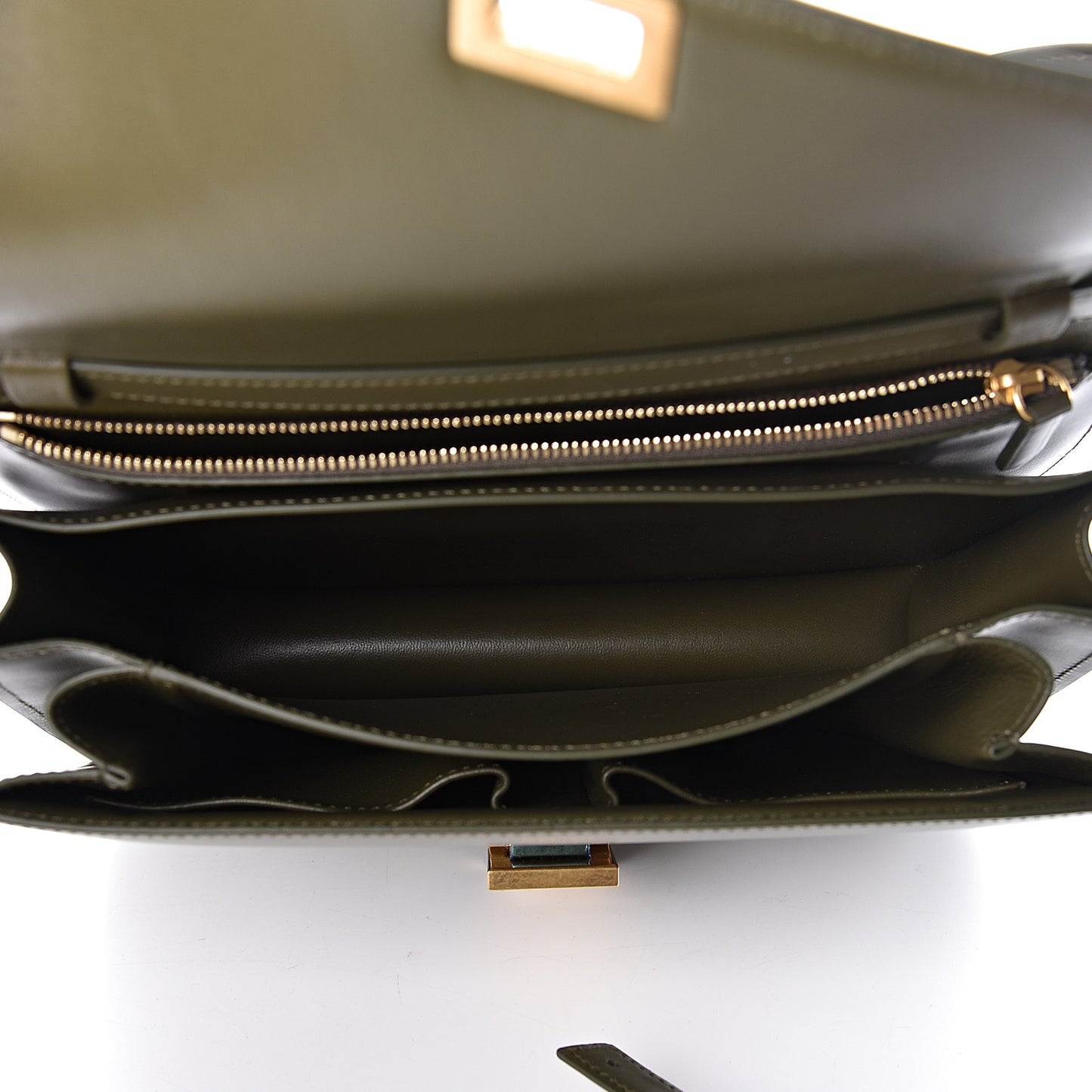 Box Calfskin Classic Box Medium Flap Bag Army Green