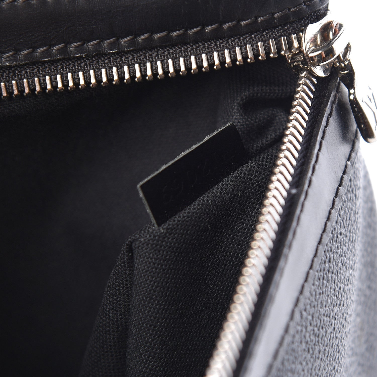 Louis Vuitton Damier Graphite Thomas 7 of 10