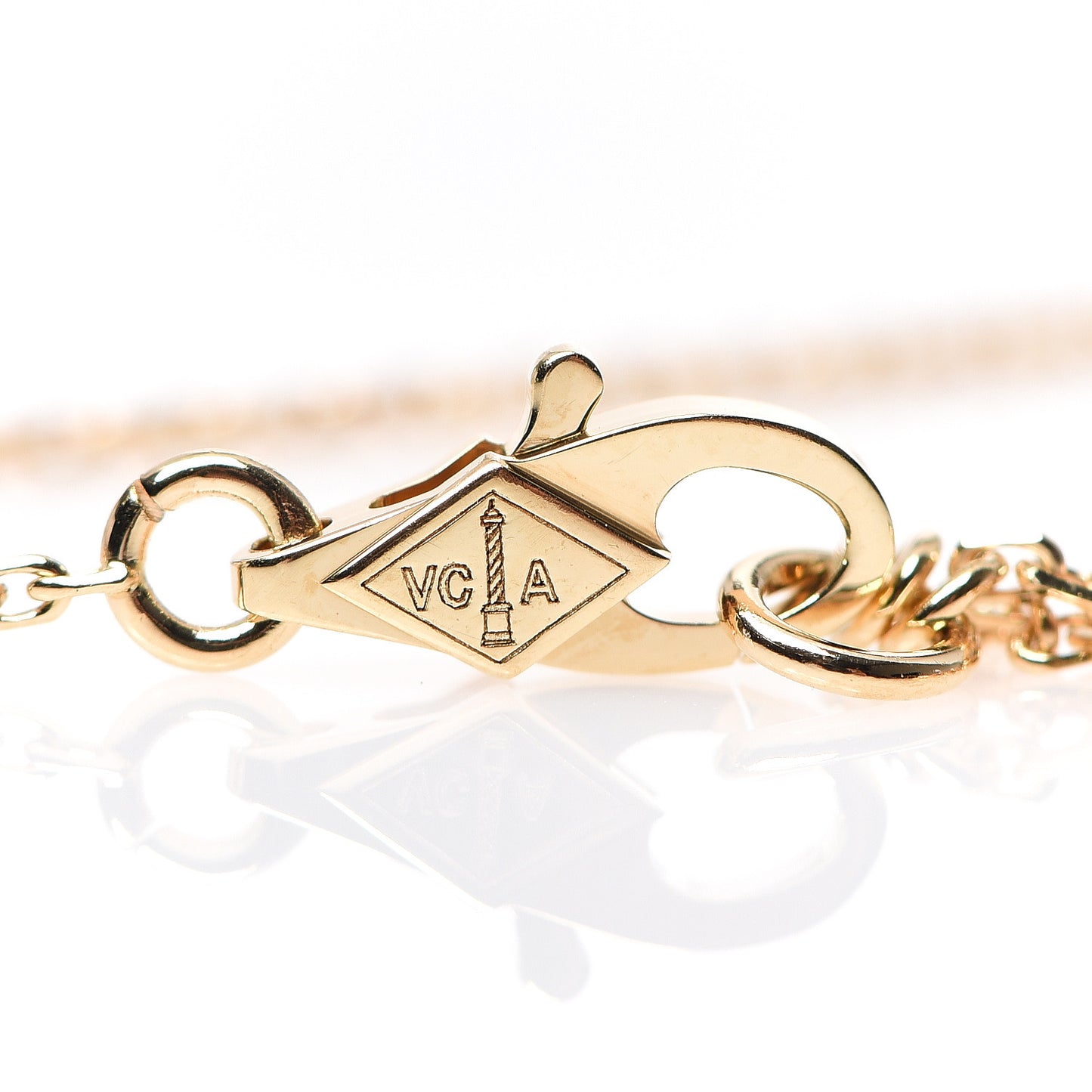 18K Yellow Gold Mother of Pearl Sweet Alhambra Bracelet