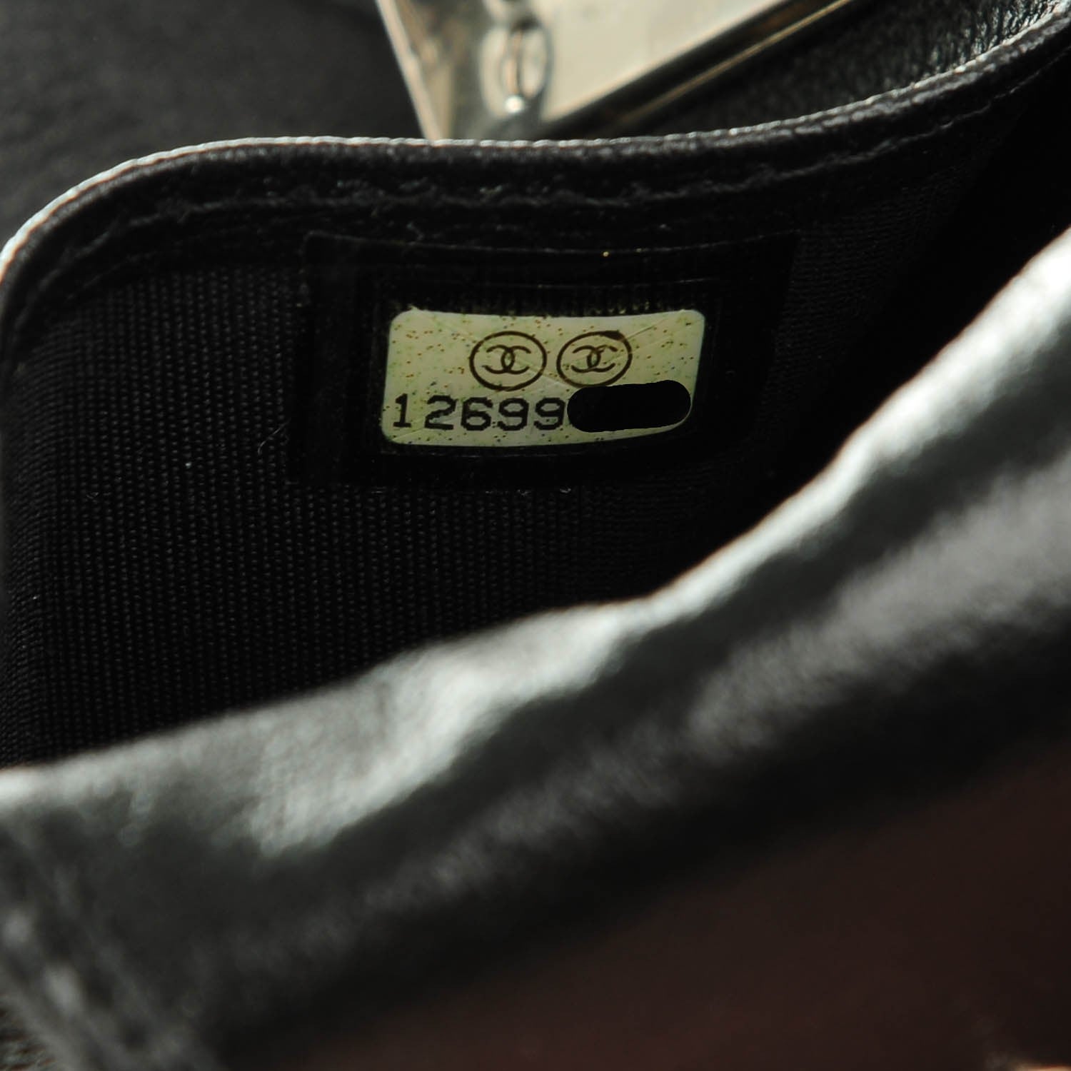 Chanel Goatskin Camellia Embossed 6 Key Holder Black 8 of 8