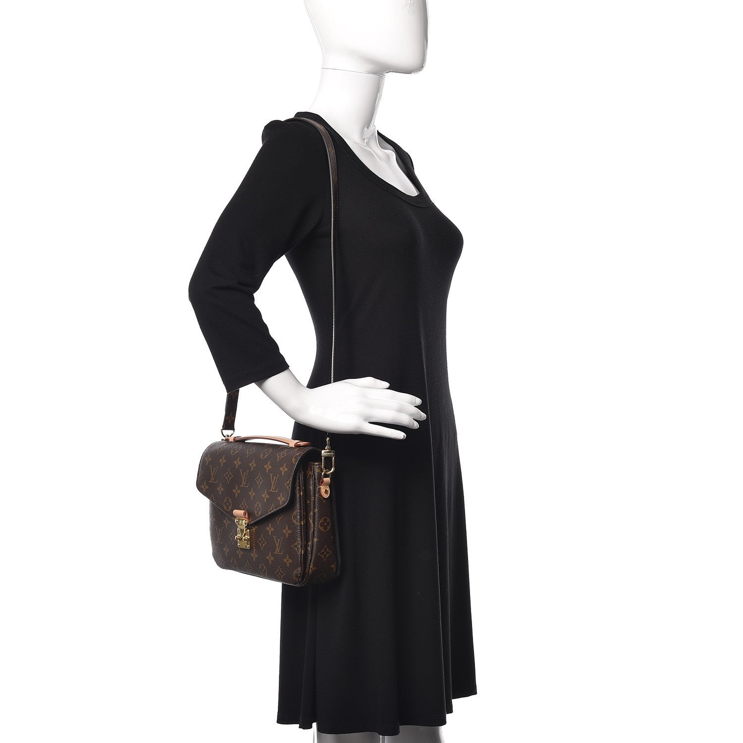 Louis Vuitton Monogram Pochette Metis 2 of 11