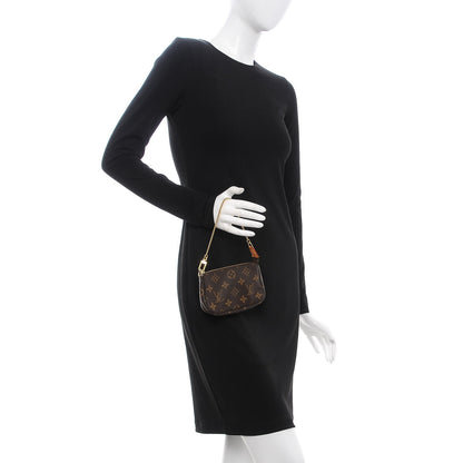 Louis Vuitton Monogram Mini Pochette Accessories 2 of 9