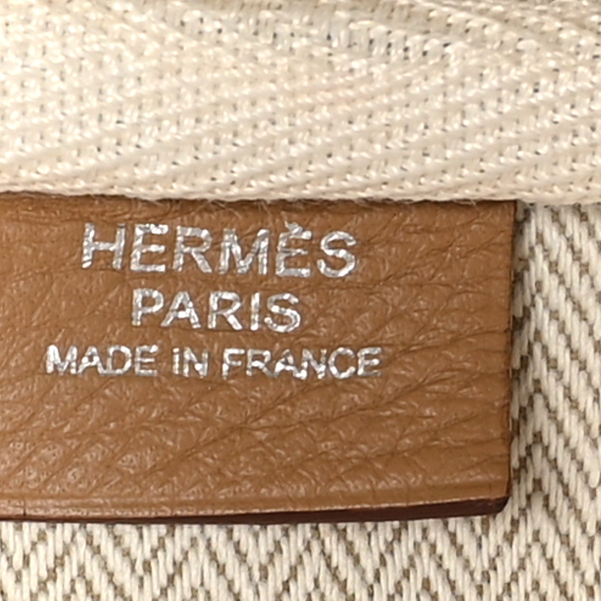 Hermes Taurillon Clemence Victoria II 35 Biscuit 6 of 13