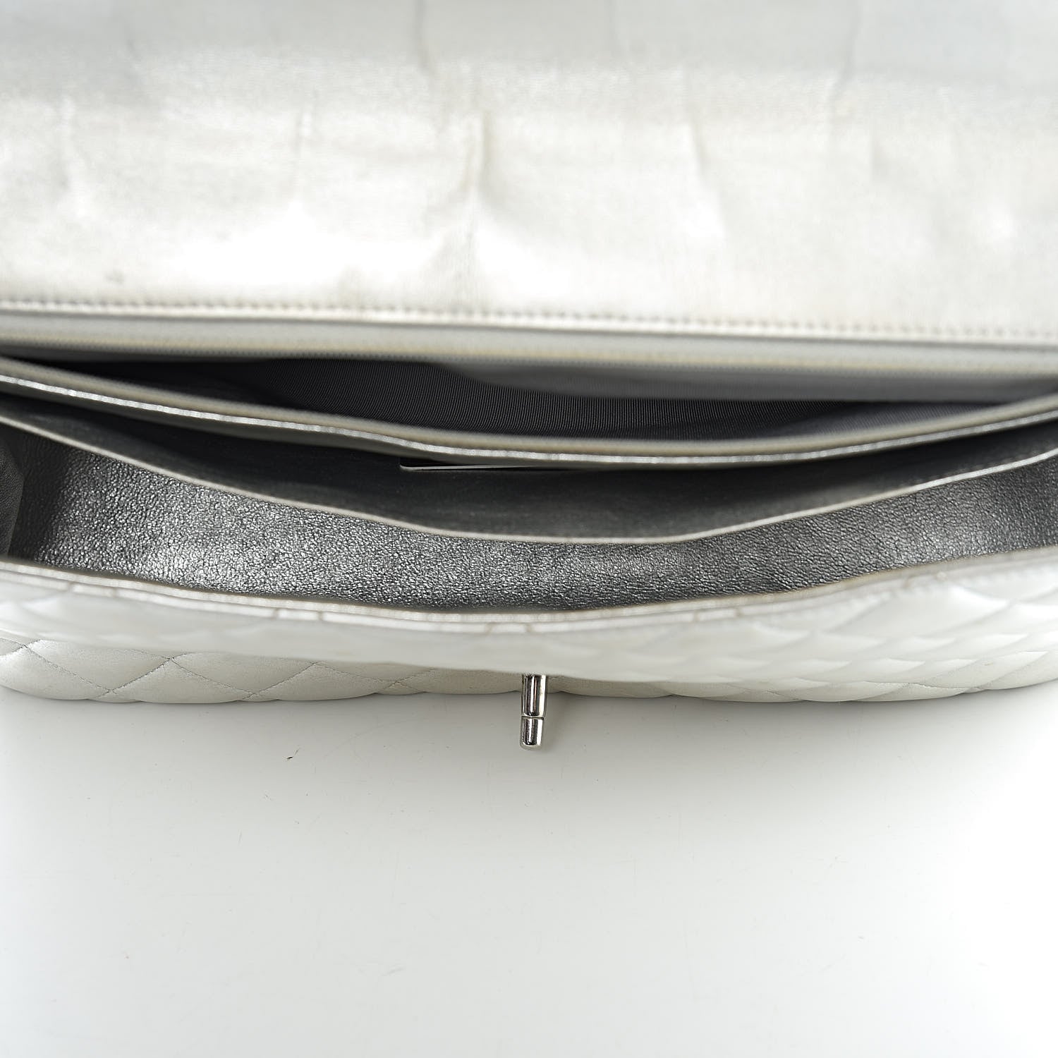 Chanel Metallic Lambskin Quilted Maxi Single Flap Silver 5 of 16