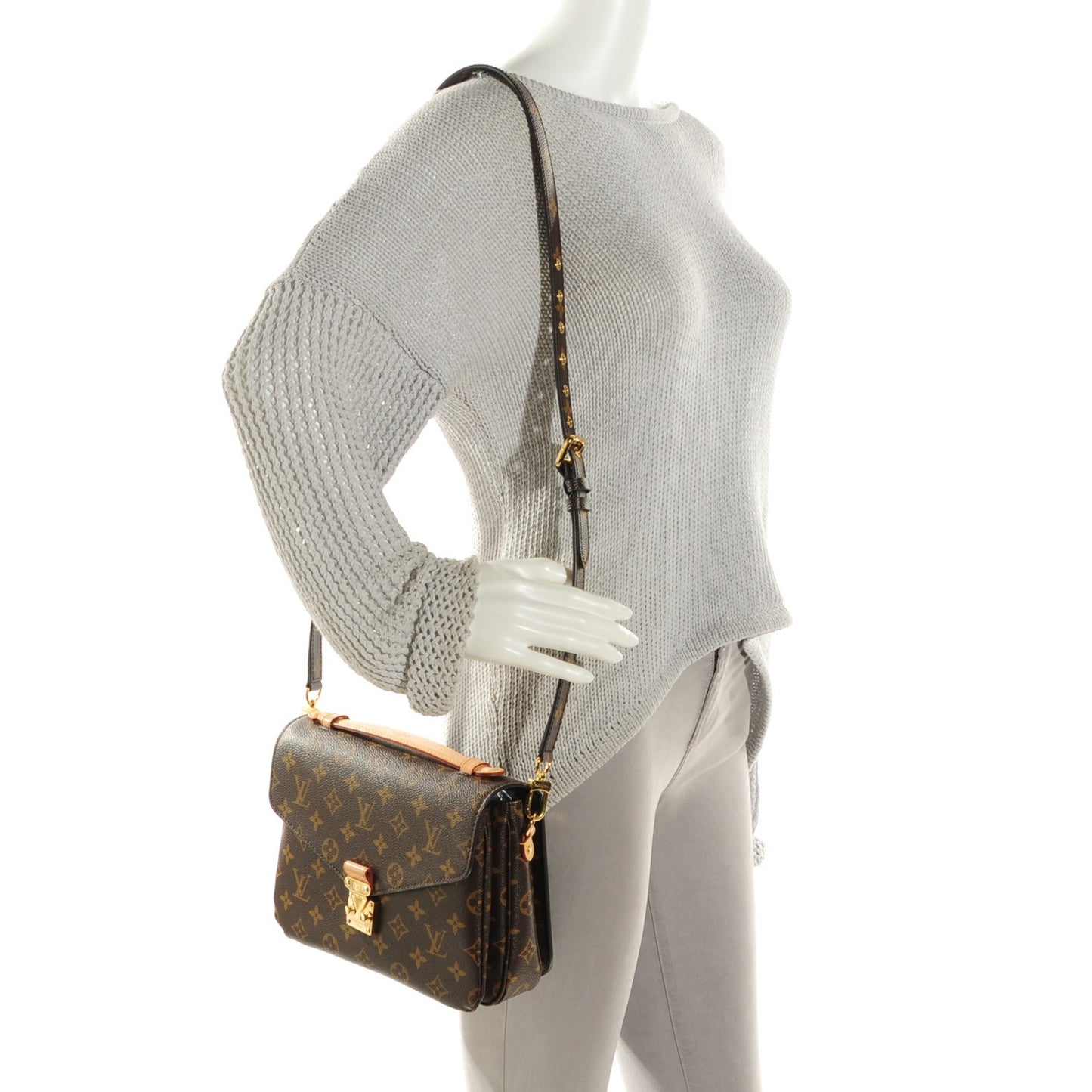 Monogram Pochette Metis