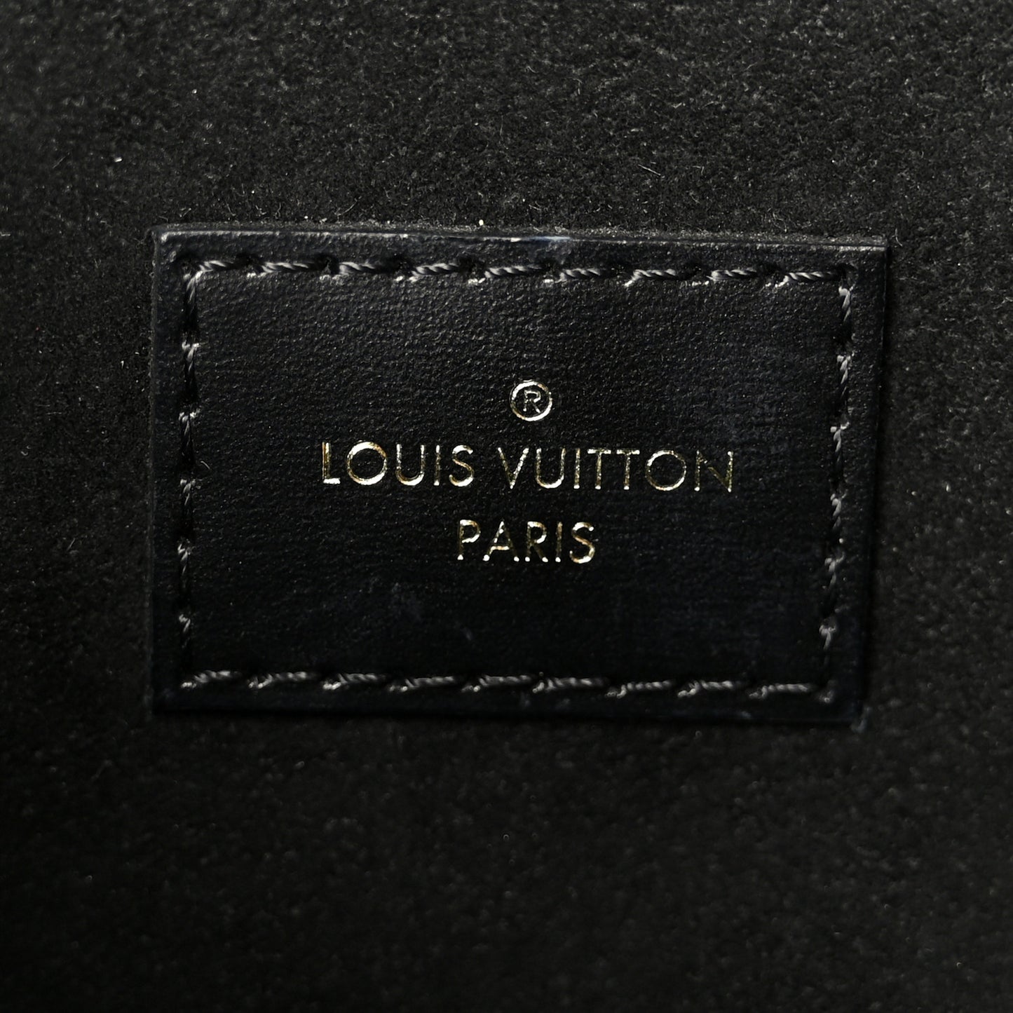Reverse Monogram Pochette Metis