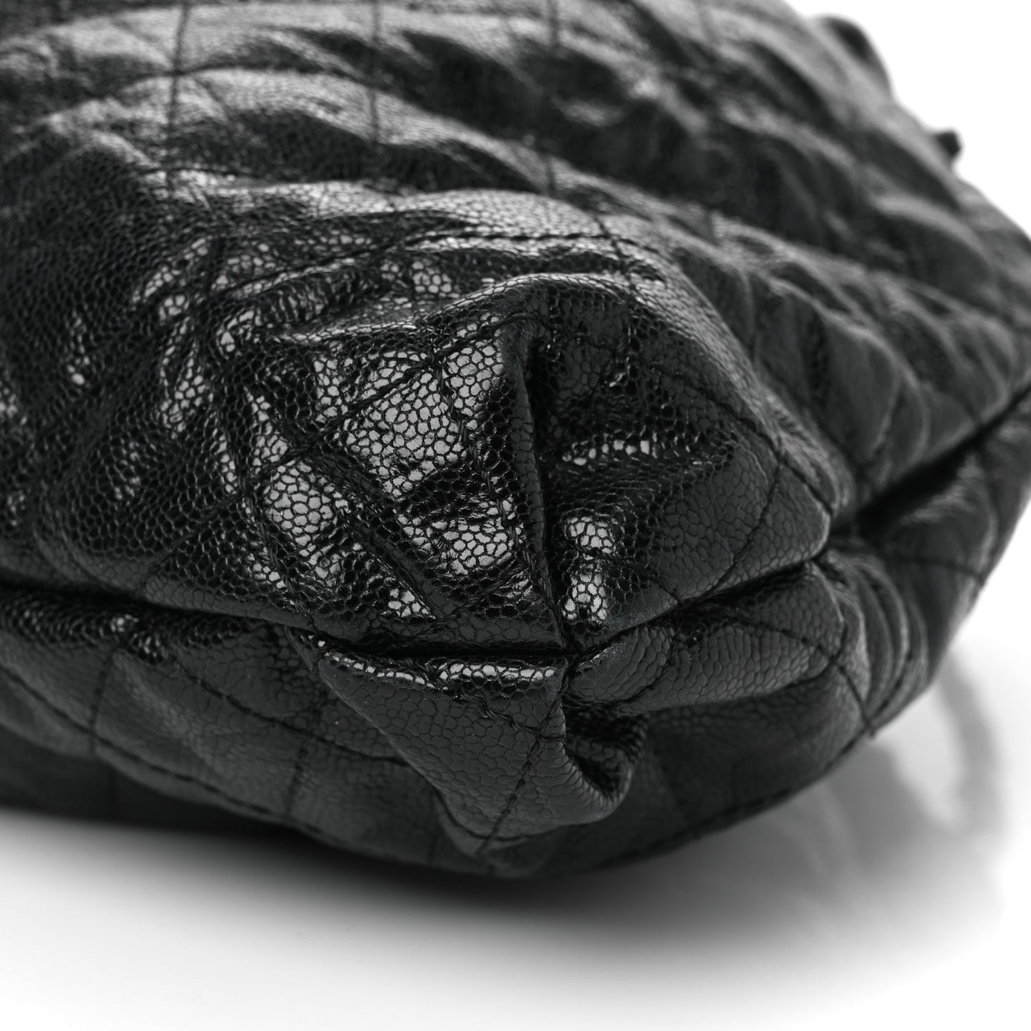 Crumpled Grained Calfskin Quilted Medium Elastic Tote Black