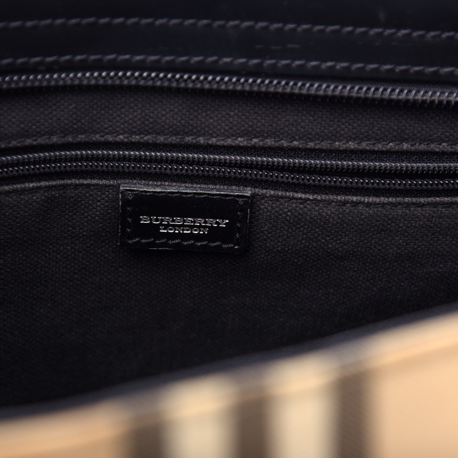 Burberry House Check Regent Tote Black 6 of 10