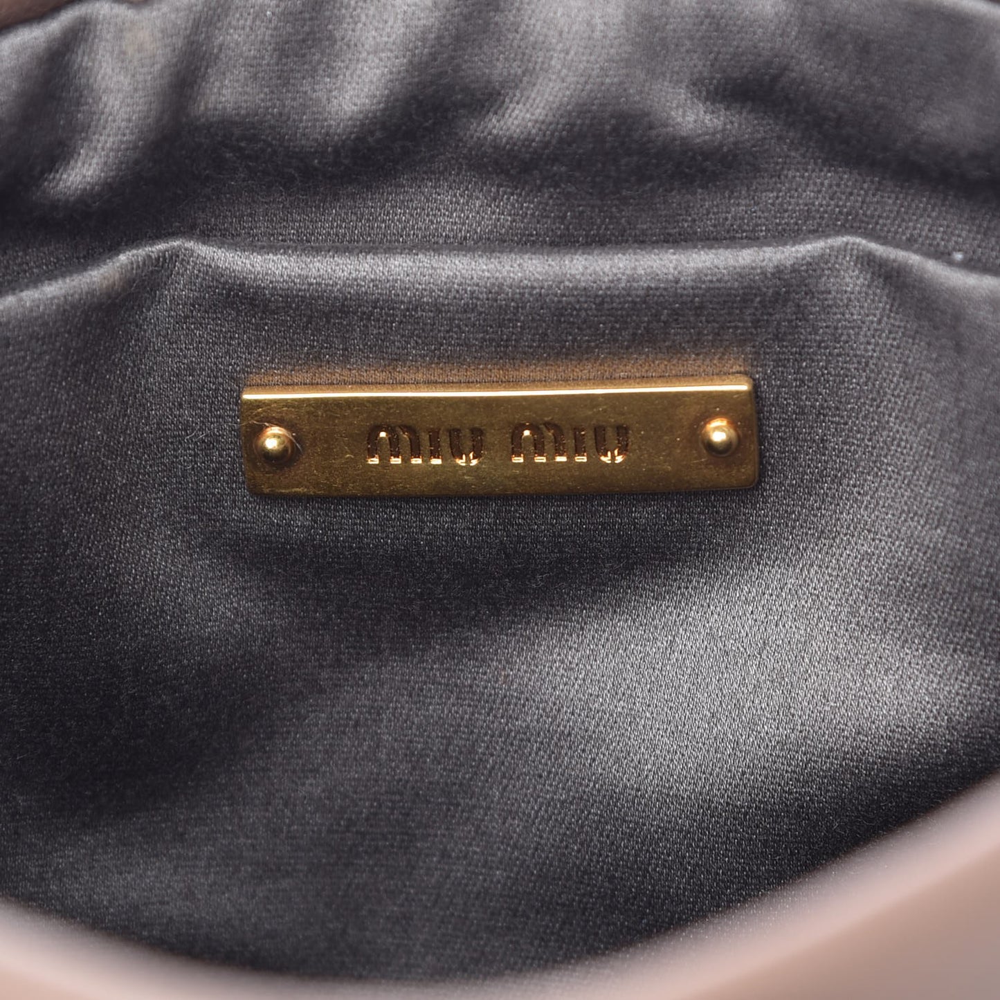 Nappa Matelasse Clutch Cammeo
