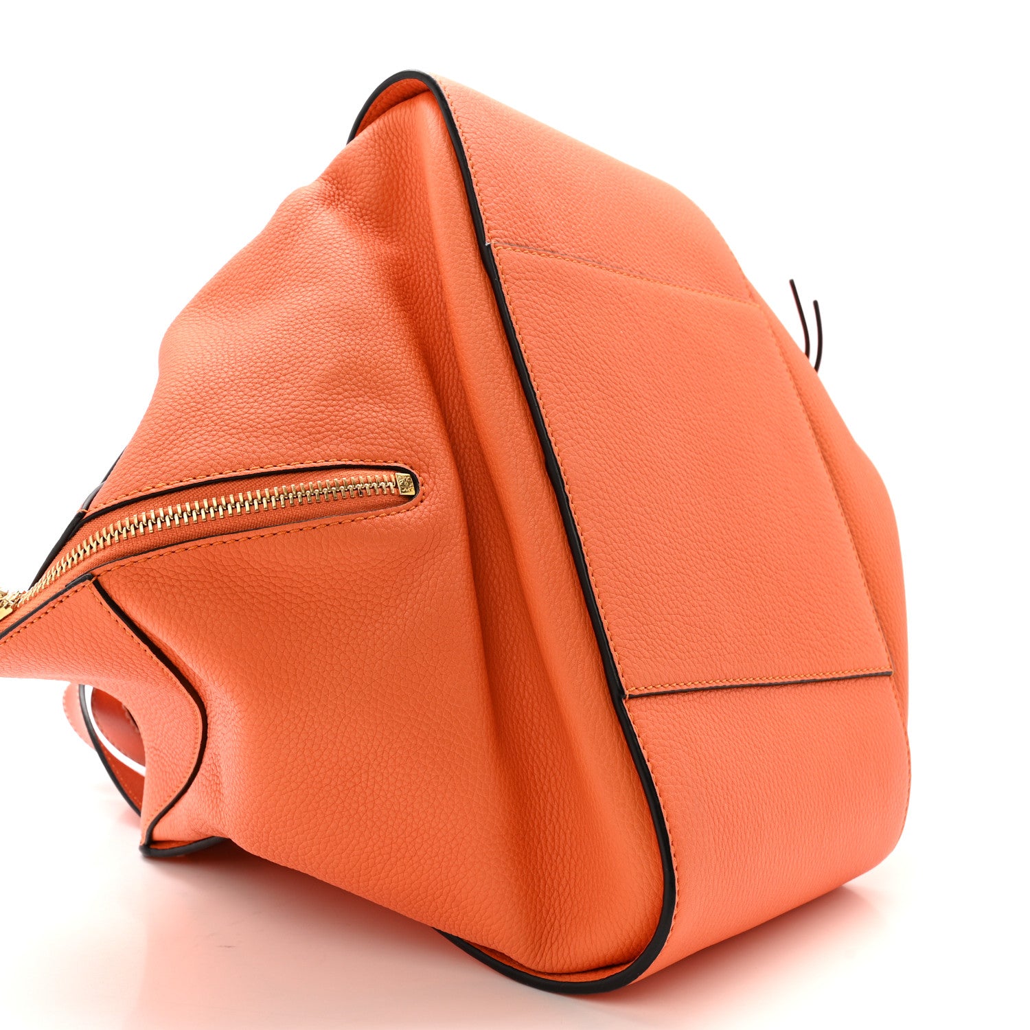 ユミムエ Futurist Cat compact Hammock bag in classic calfskin White - LOEWE