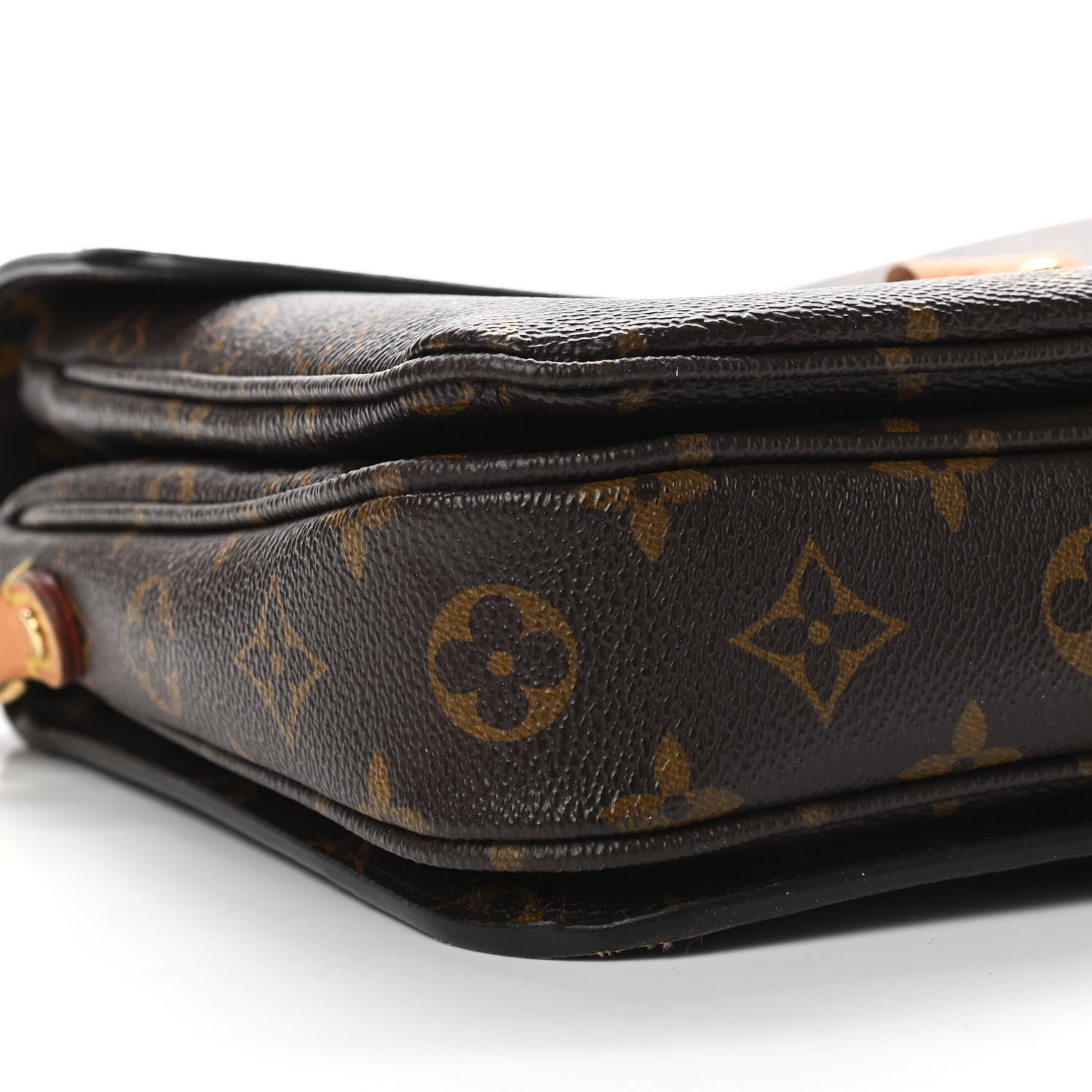 Louis Vuitton Monogram Pochette Metis 9 of 10