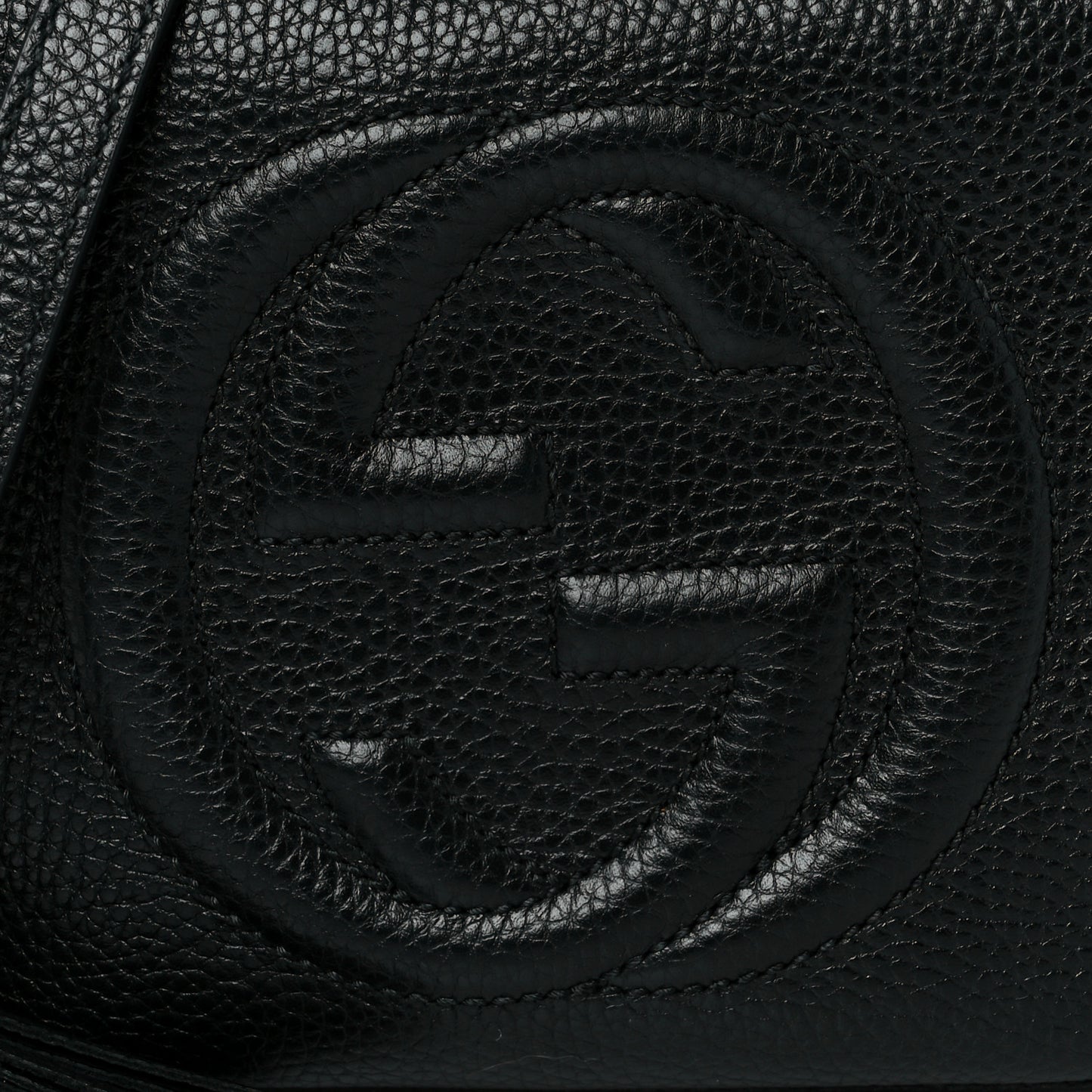 Pebbled Calfskin Small Soho Disco Bag Black