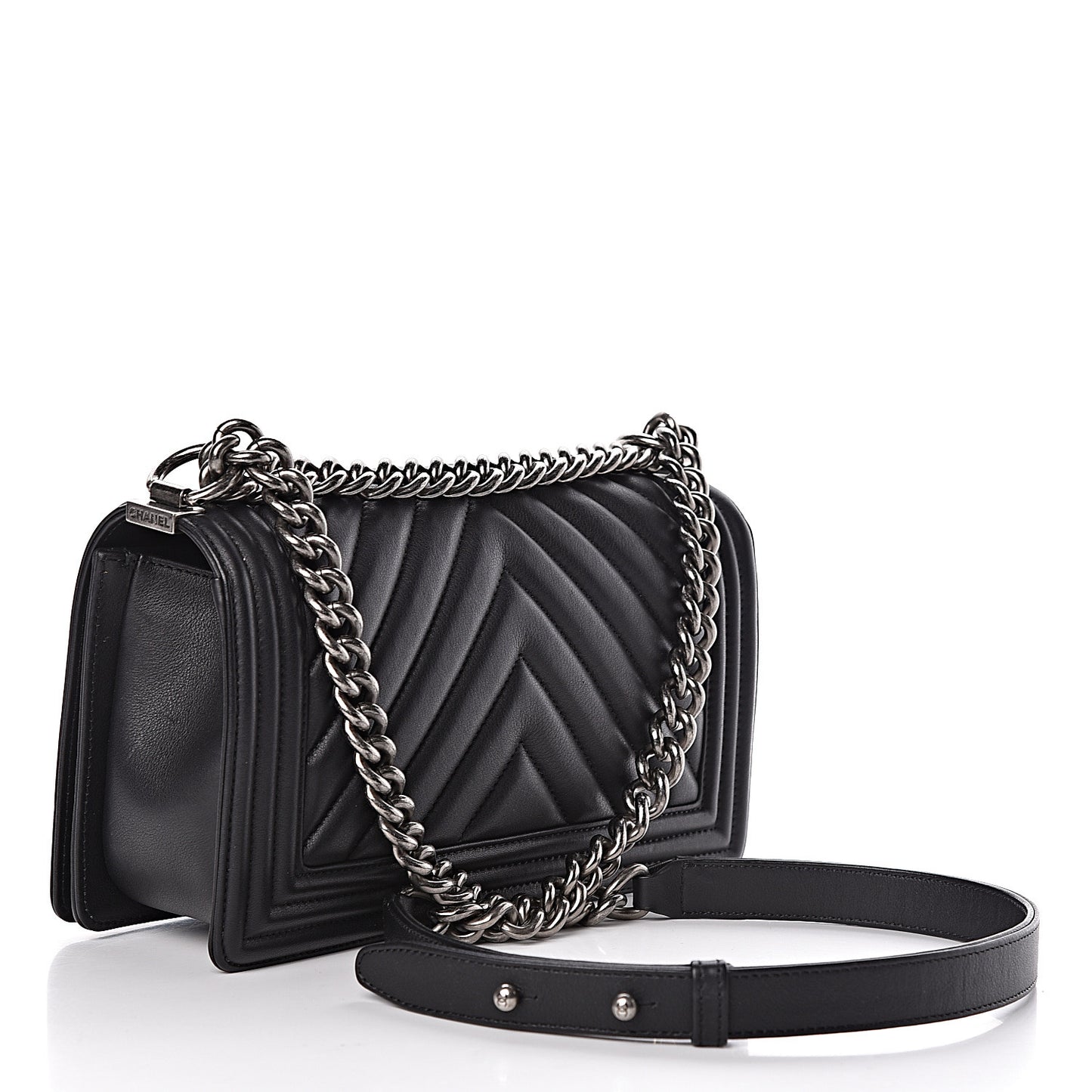 Calfskin Chevron Quilted Medium Boy Flap Black