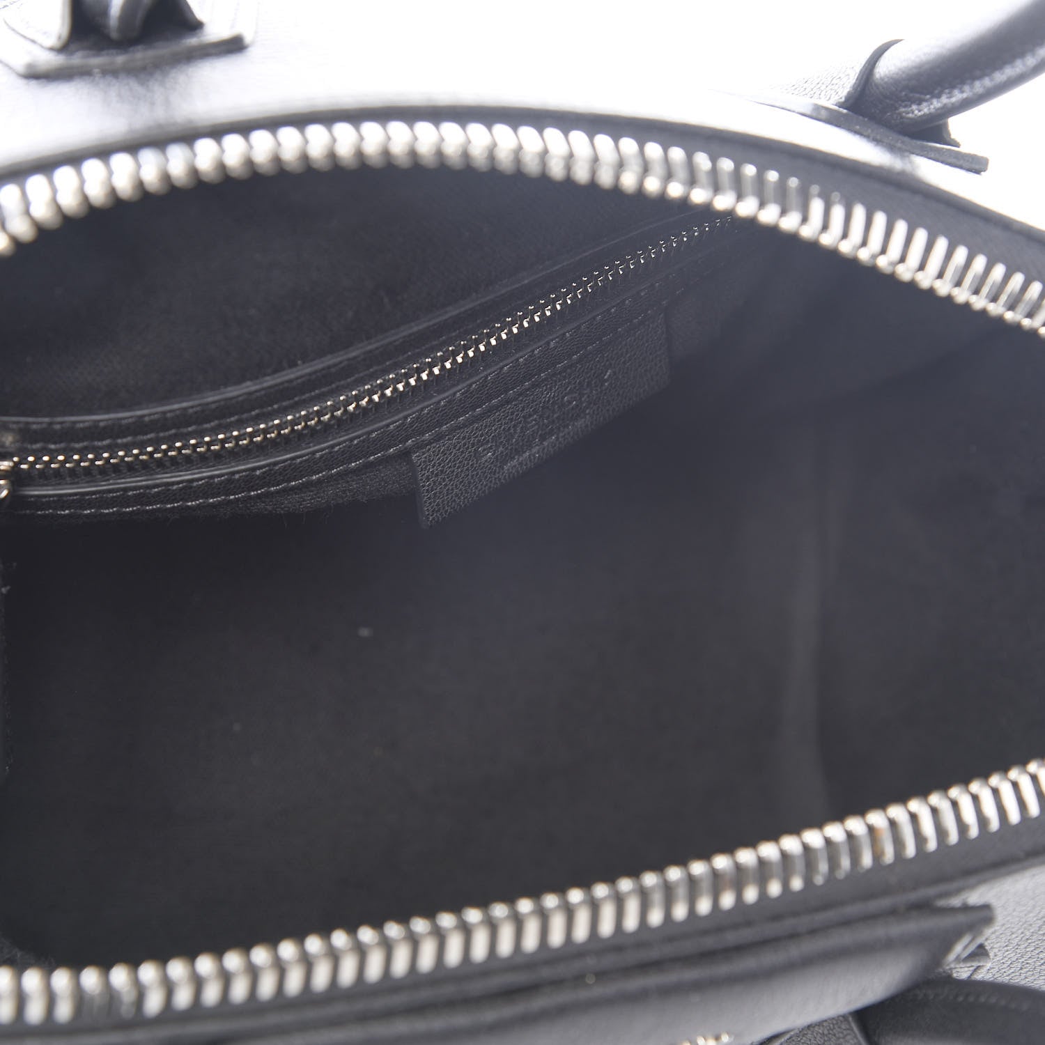 Givenchy Sugar Goatskin Small Antigona Black 4 of 9