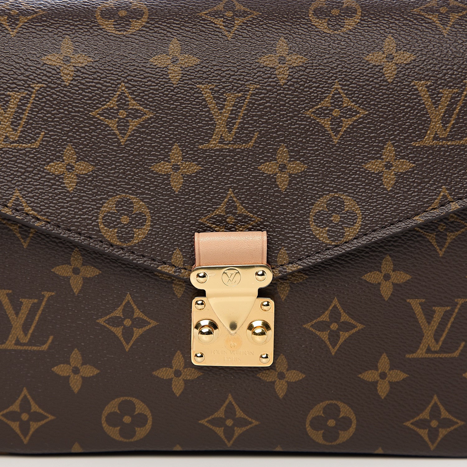 Louis Vuitton Monogram Pochette Metis 8 of 8