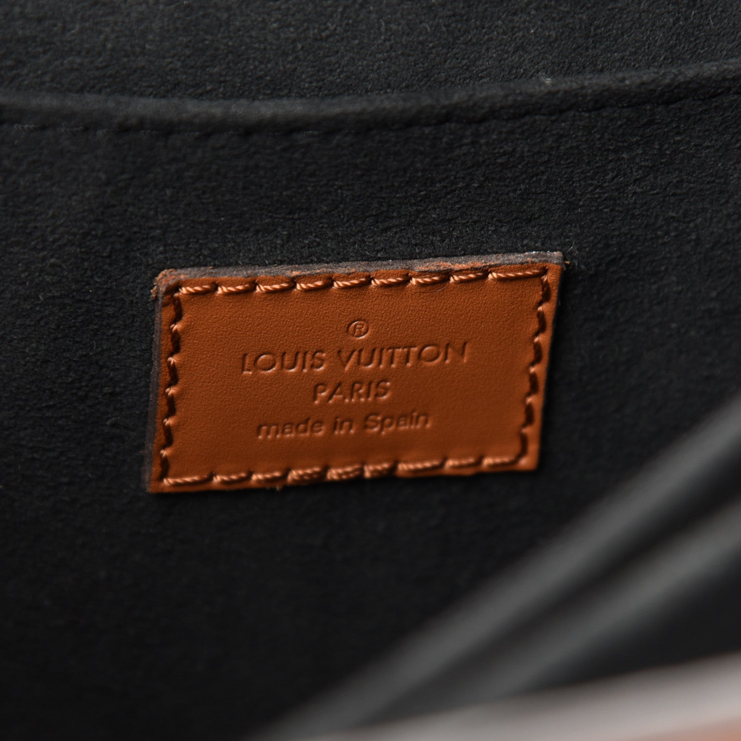 Louis Vuitton Reverse Monogram Dauphine MM 6 of 9