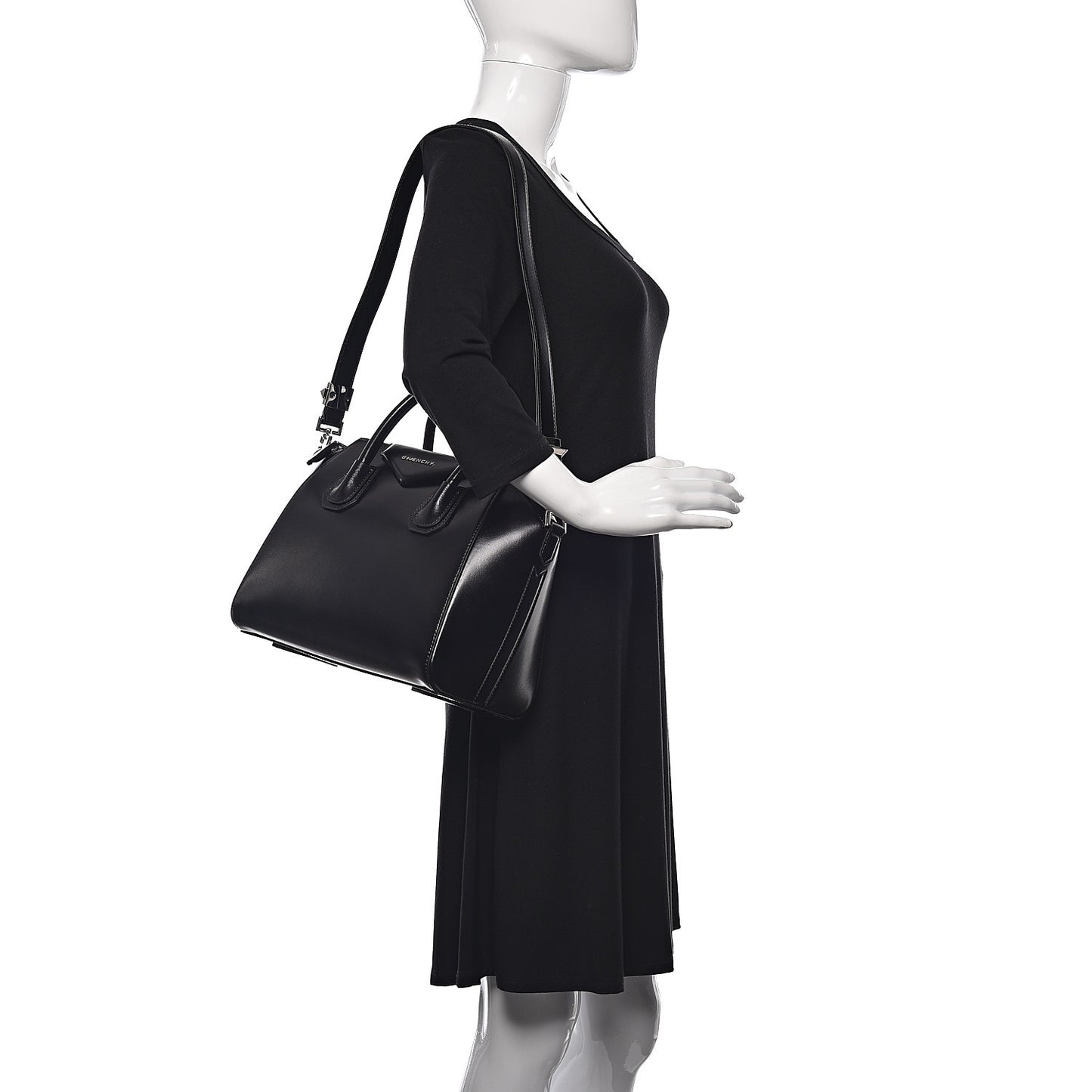 Shiny Lord Calfskin Small Antigona Black