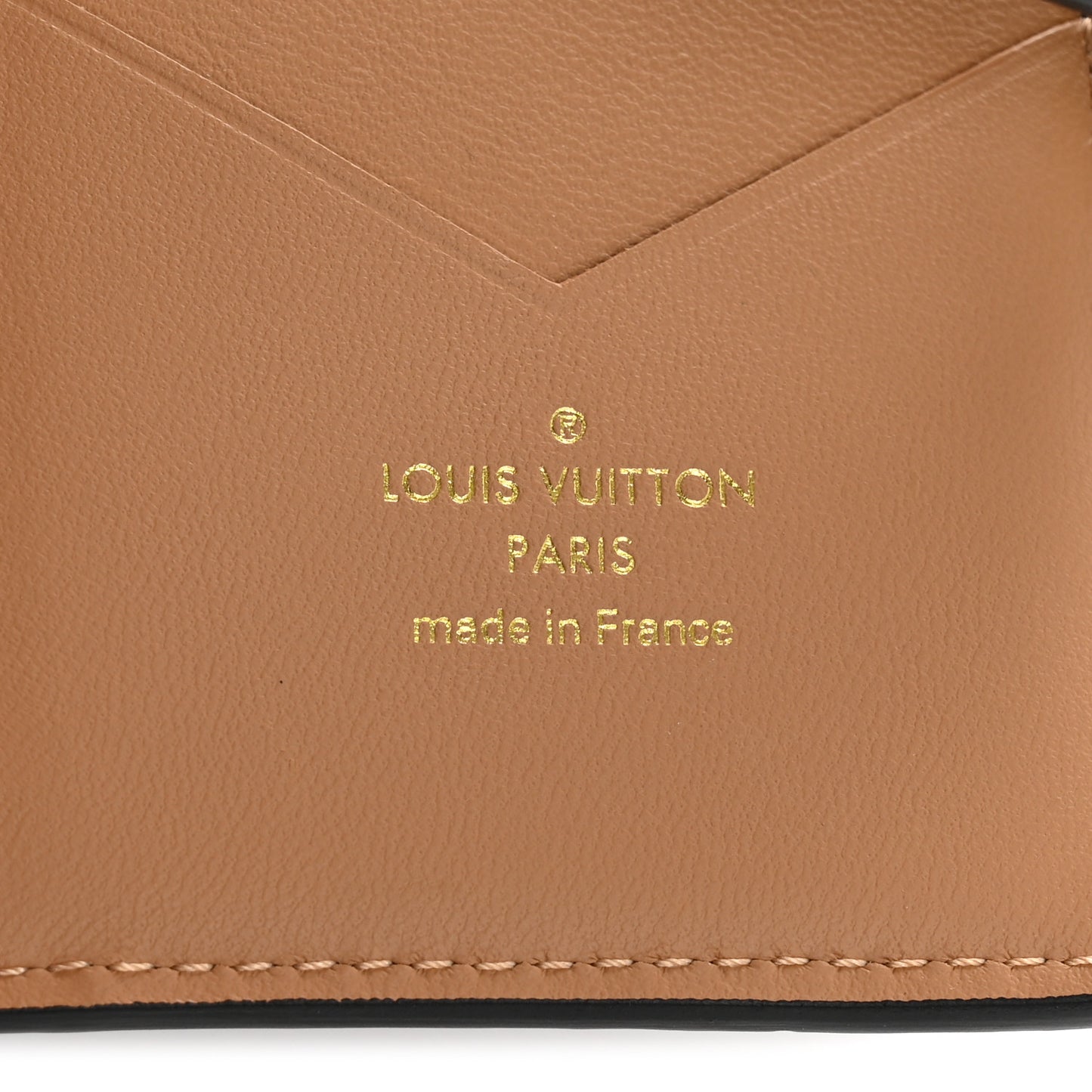Taurillon Capucines Vertical Card Holder Black Black