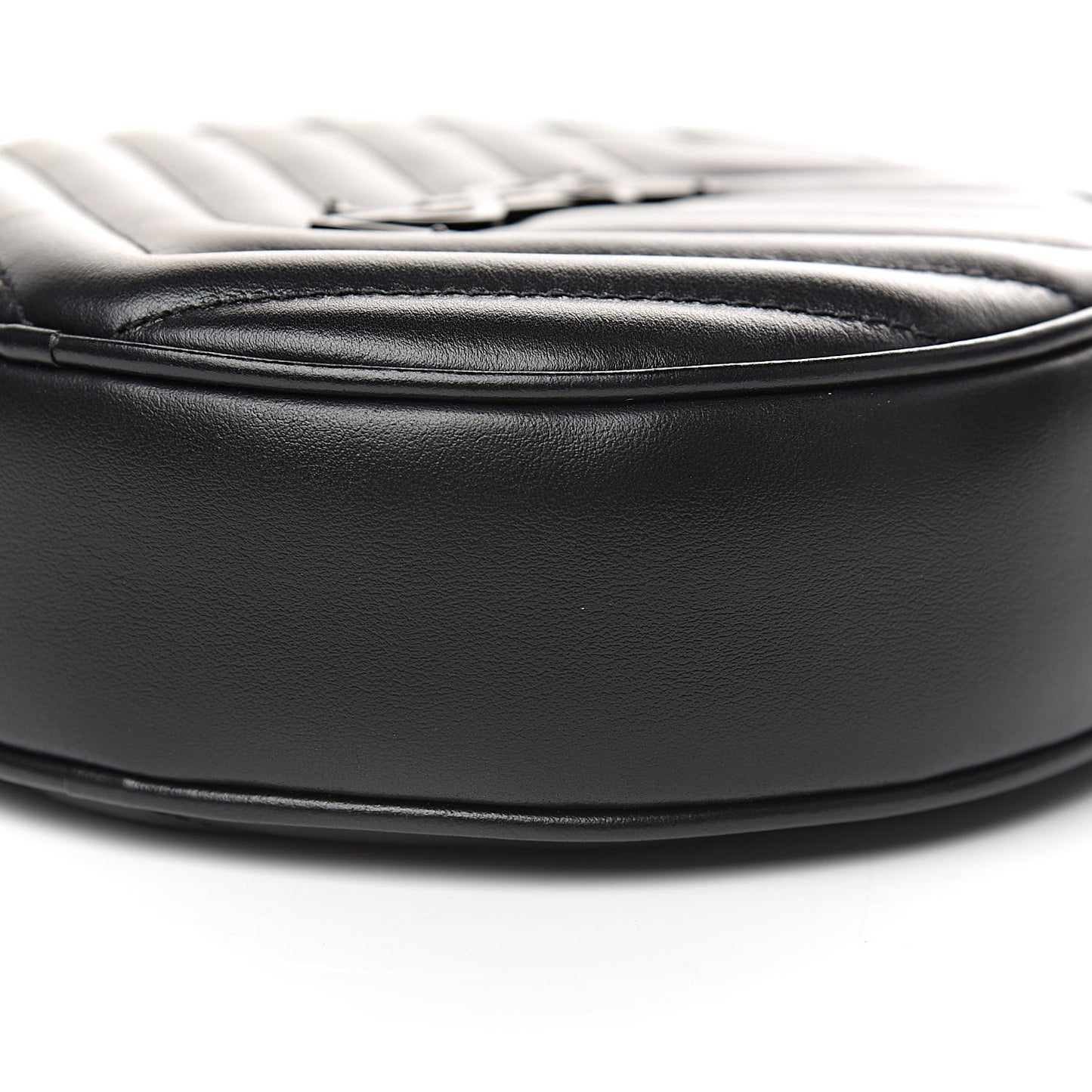 Calfskin Matelasse Chevron Round Vinyle Camera Bag Black