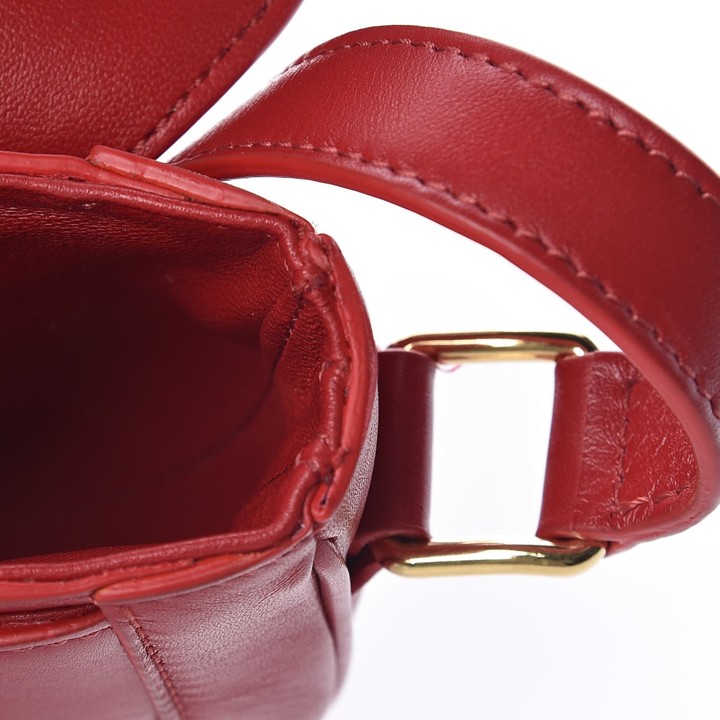 Satinated Calfskin Besace Small 16 Red