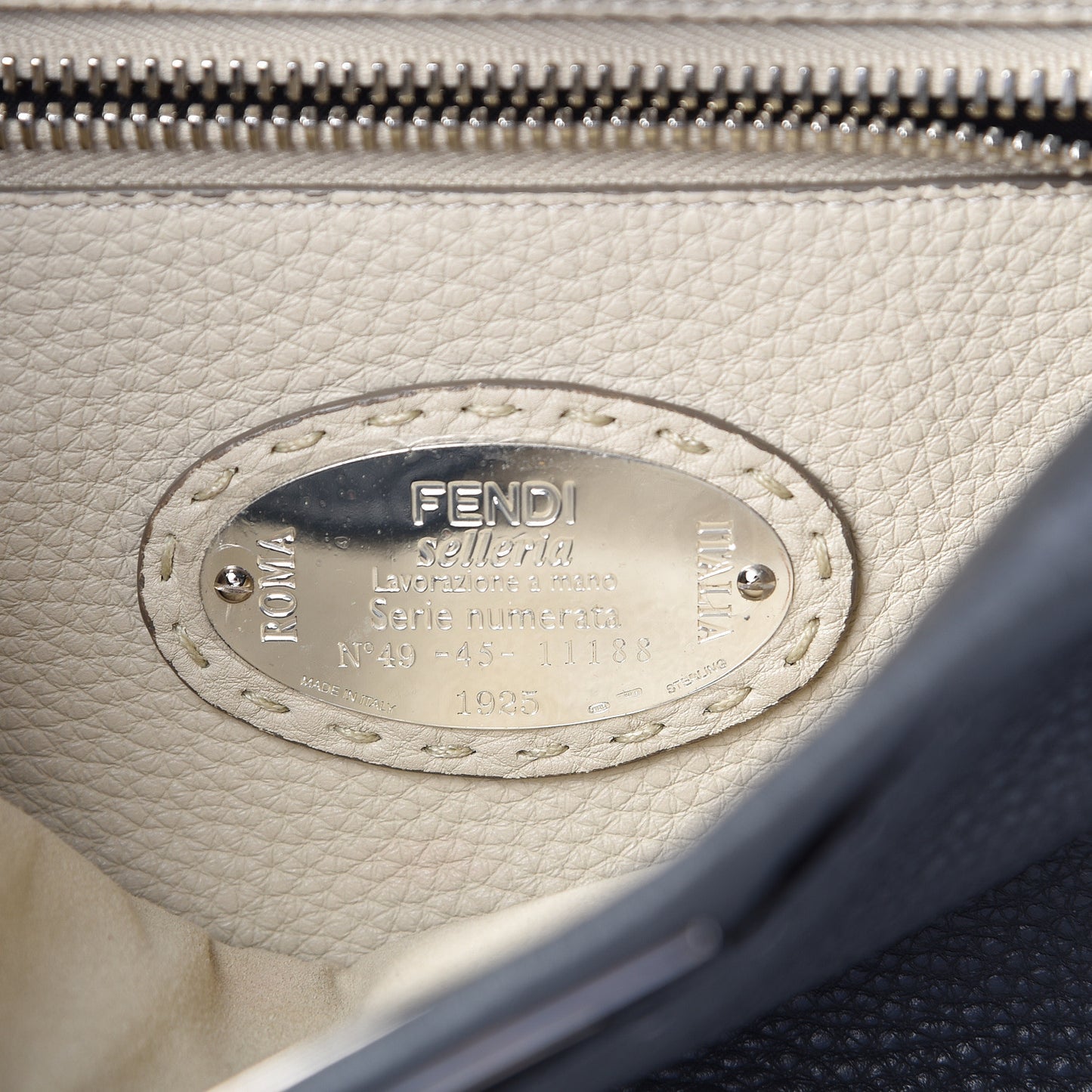 Cuoio Romano Selleria Bi-Color Medium Peekaboo Iconic Satchel Asfalto Latte