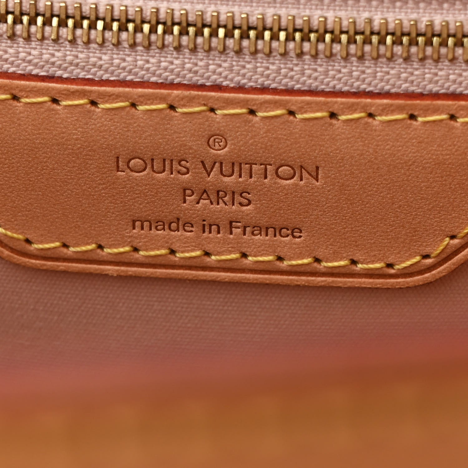 Louis Vuitton Vernis Brea GM Blanc Corail 6 of 13