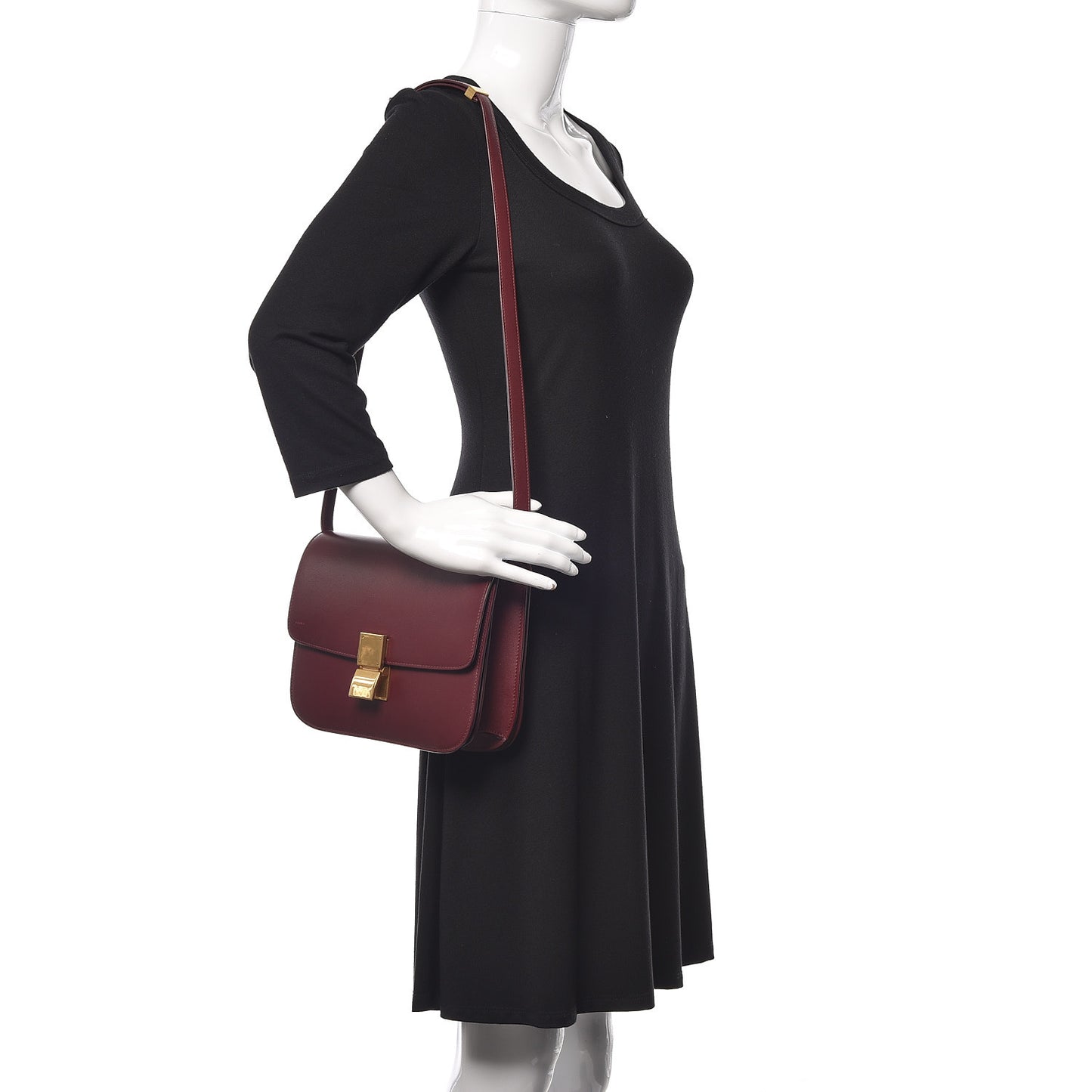 Box Calfskin Medium Classic Box Flap Bag Burgundy