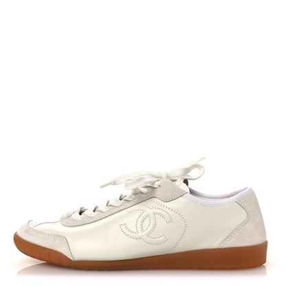 Chanel Calfskin Suede Womens CC Sneakers 39 White 1 of 11